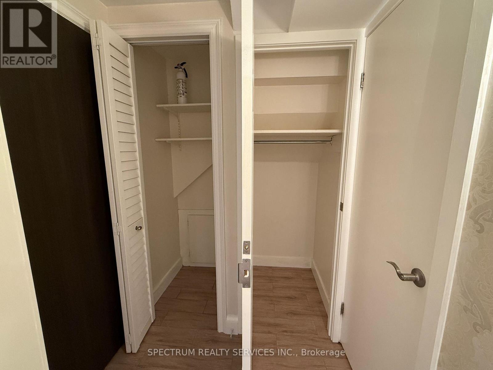 Lower - 172 Queenslea Avenue, Toronto, Ontario  M9N 2L3 - Photo 20 - W13725646