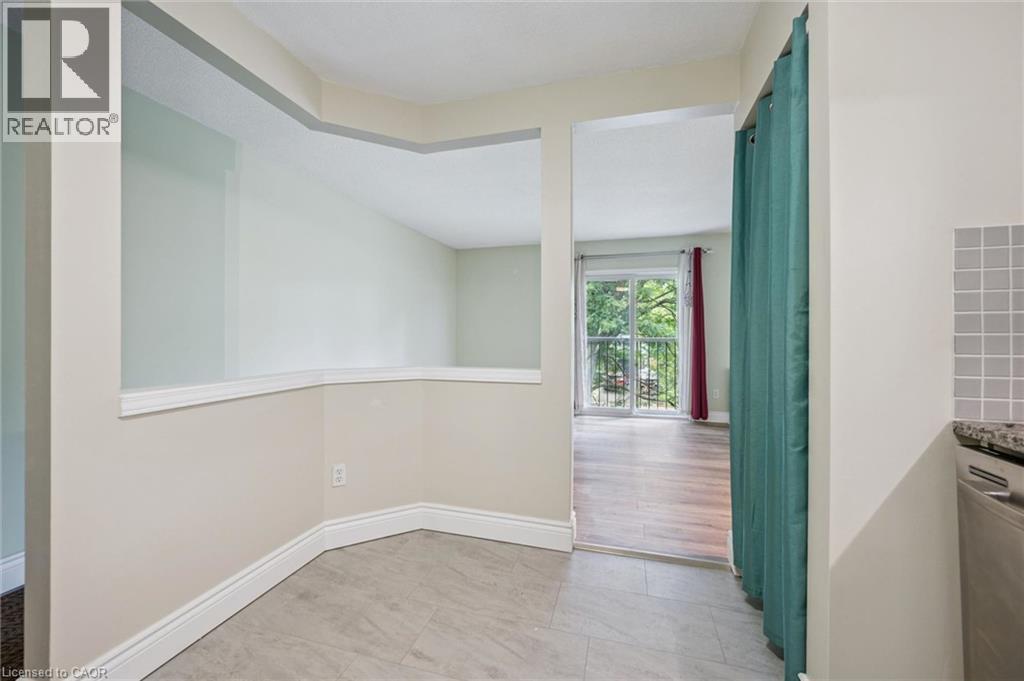 339 Northlake Drive Unit# 8, Waterloo, Ontario  N2V 1Z1 - Photo 8 - 40858444