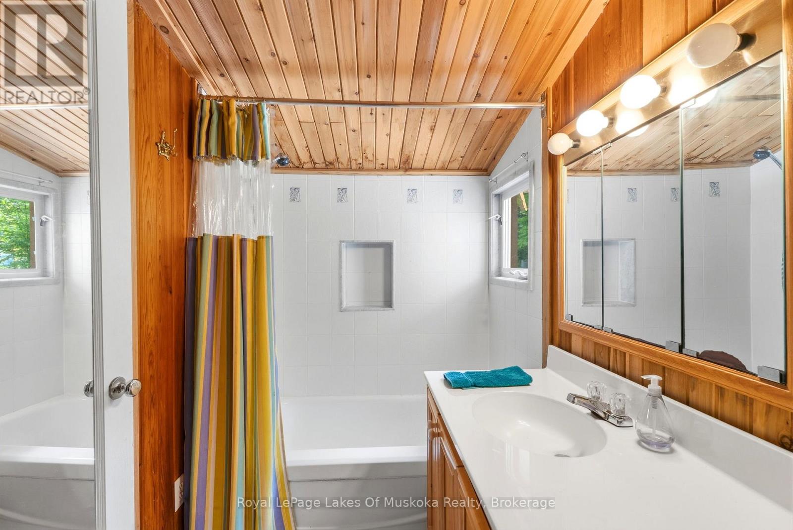 1521 Old Hwy 117, Lake Of Bays, Ontario  P0B 1A0 - Photo 41 - X13830728