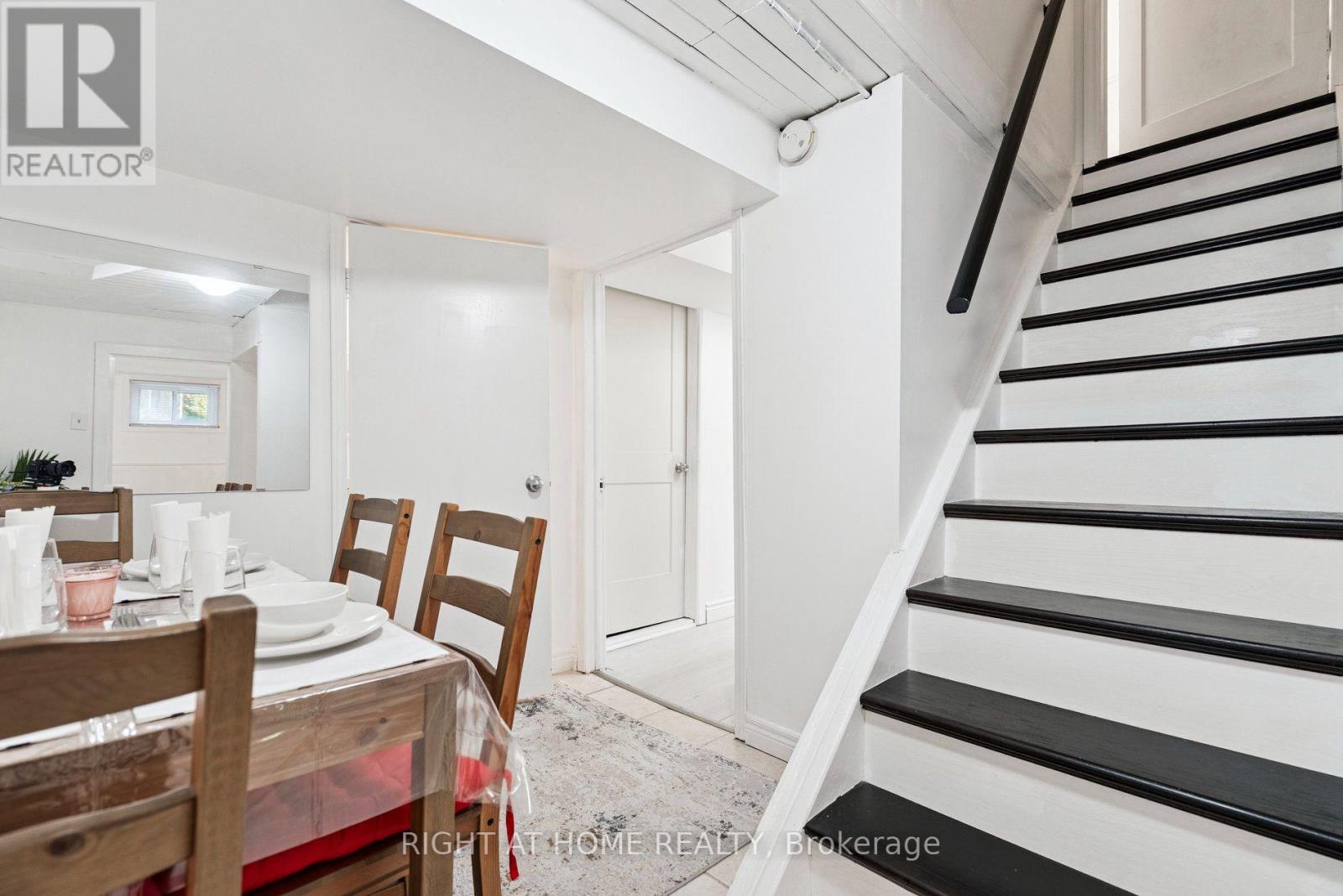 Lower - 105 Glenridge Avenue, St. Catharines, Ontario  L2R 4X5 - Photo 2 - X13833232