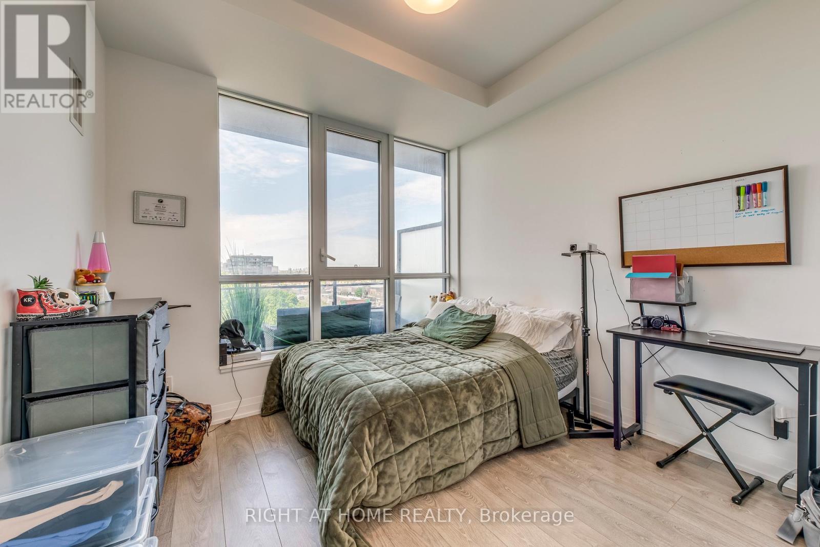 619 - 286 Main Street, Toronto, Ontario  M4C 0B3 - Photo 15 - E13833240