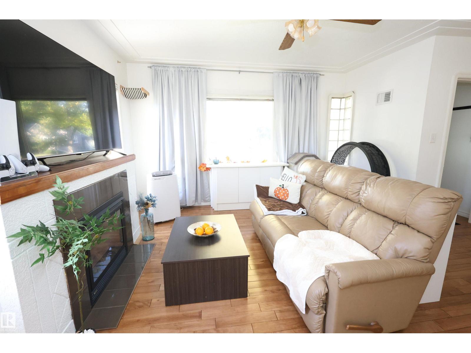 12229 88 ST NW