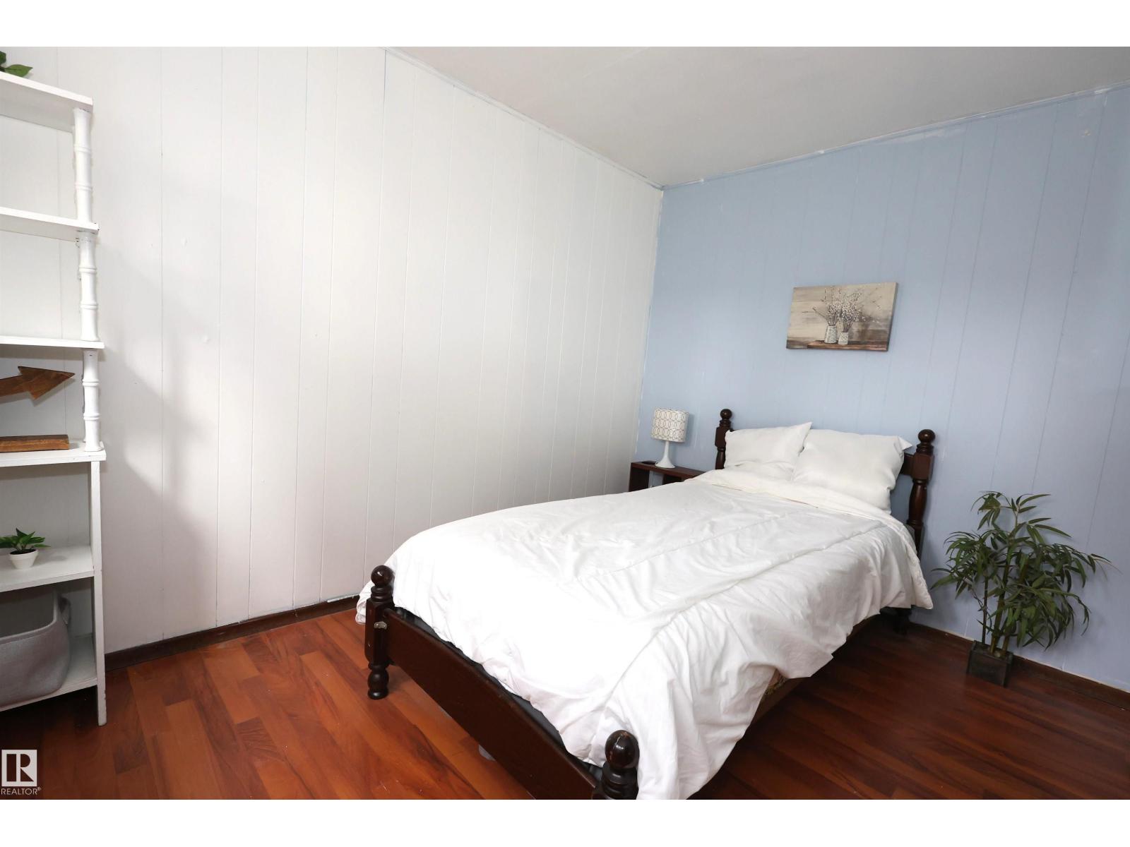12229 88 ST NW