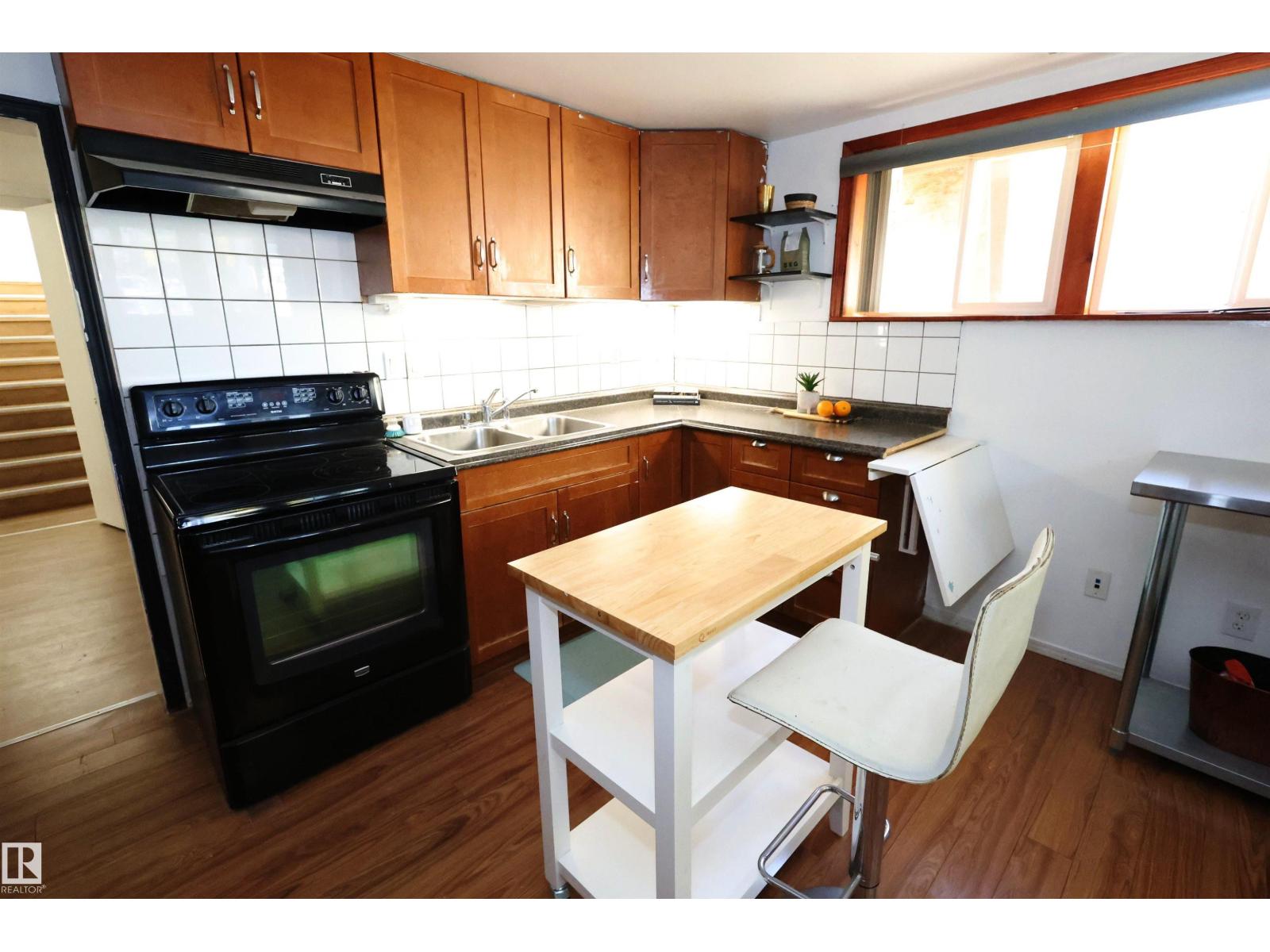 12229 88 ST NW