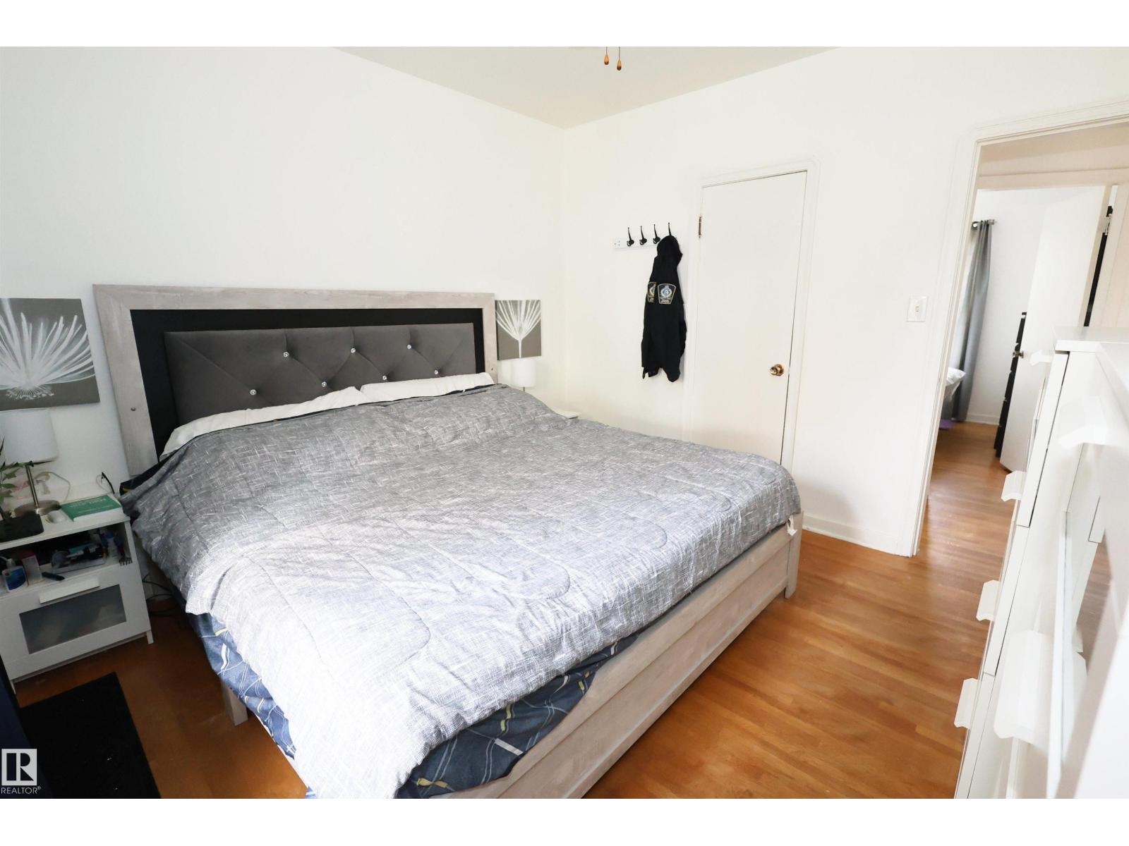 12229 88 ST NW