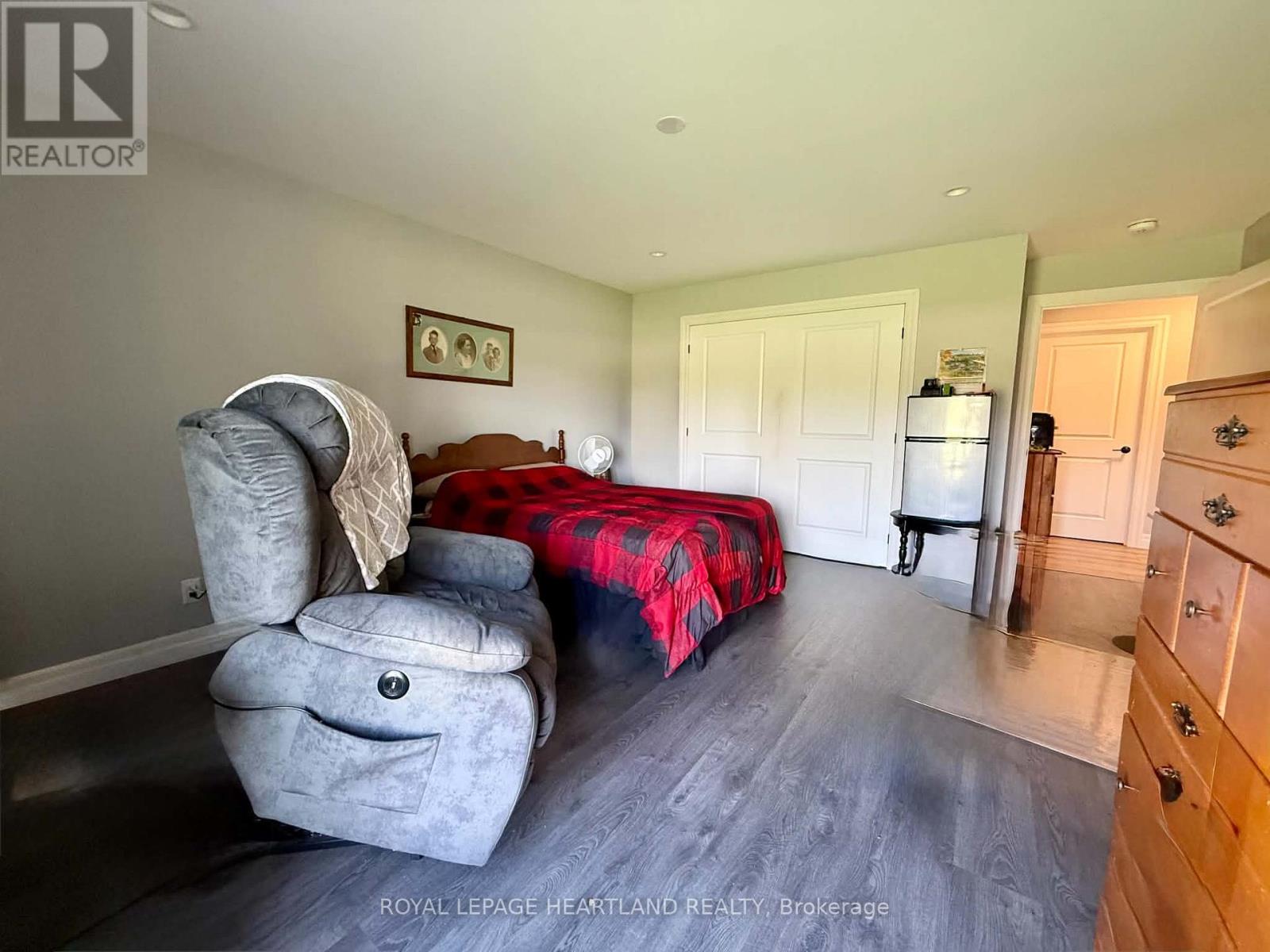 315 Main Street, Lambton Shores, Ontario  N0M 2N0 - Photo 21 - X13628670