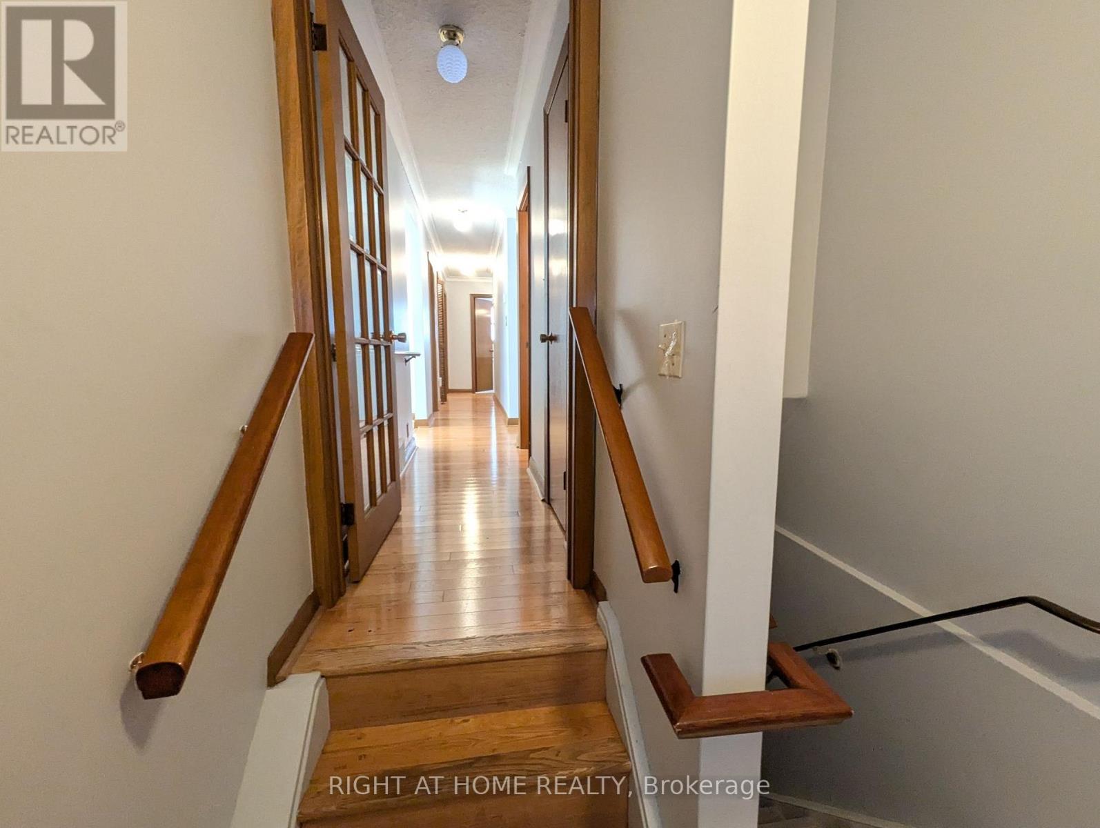 Main Floor - 716 Tulip Court, Oshawa, Ontario  L1G 3C6 - Photo 34 - E13833256