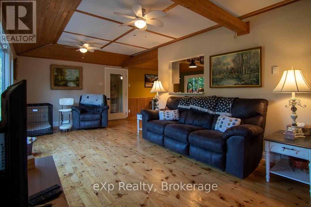 426 Huron Road, South Bruce Peninsula, Ontario  N0H 2T0 - Photo 25 - X13833258