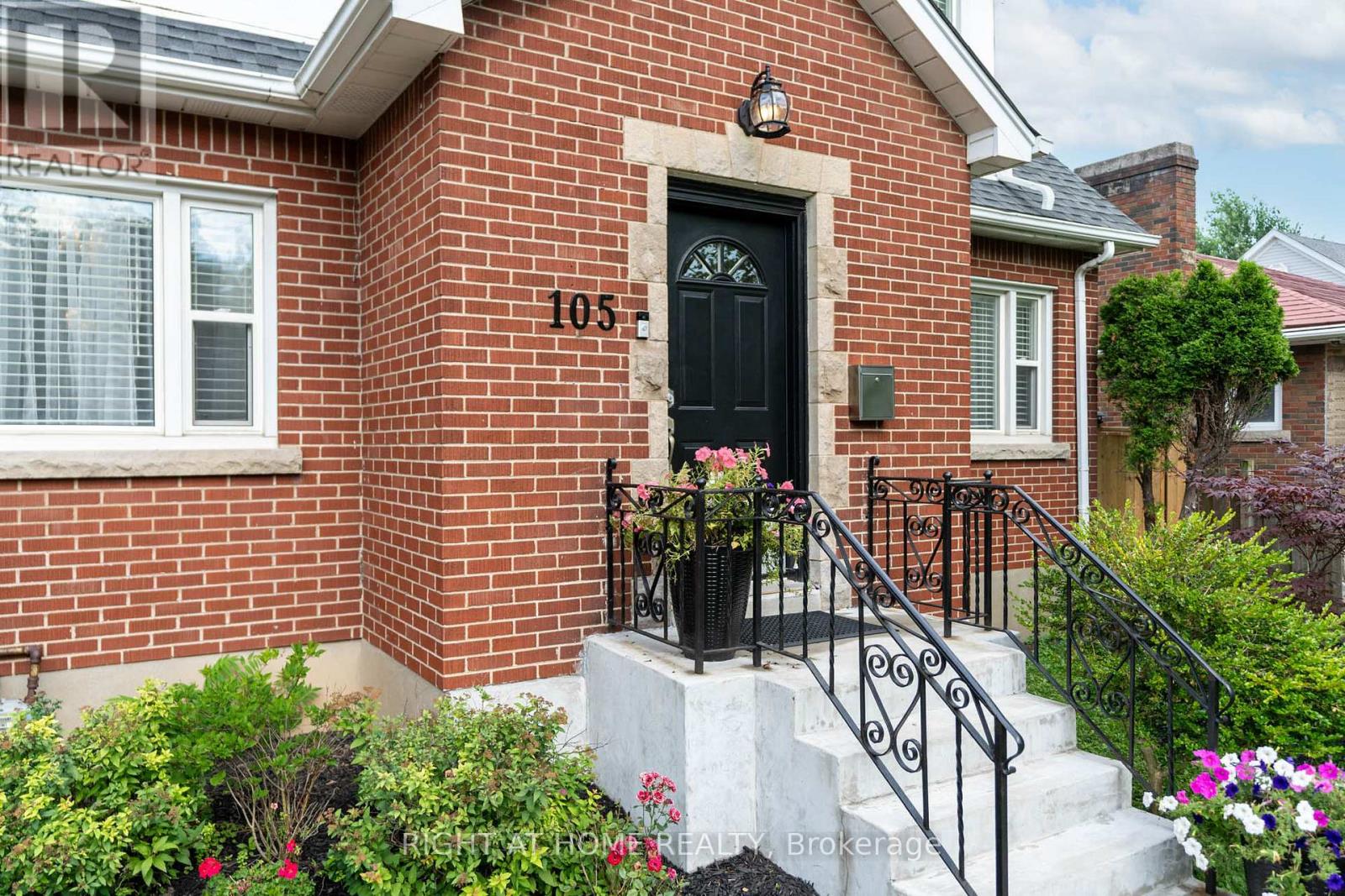 Bi-Level Unit - 105 Glenridge Avenue, St. Catharines, Ontario  L2R 4X5 - Photo 19 - X13833268