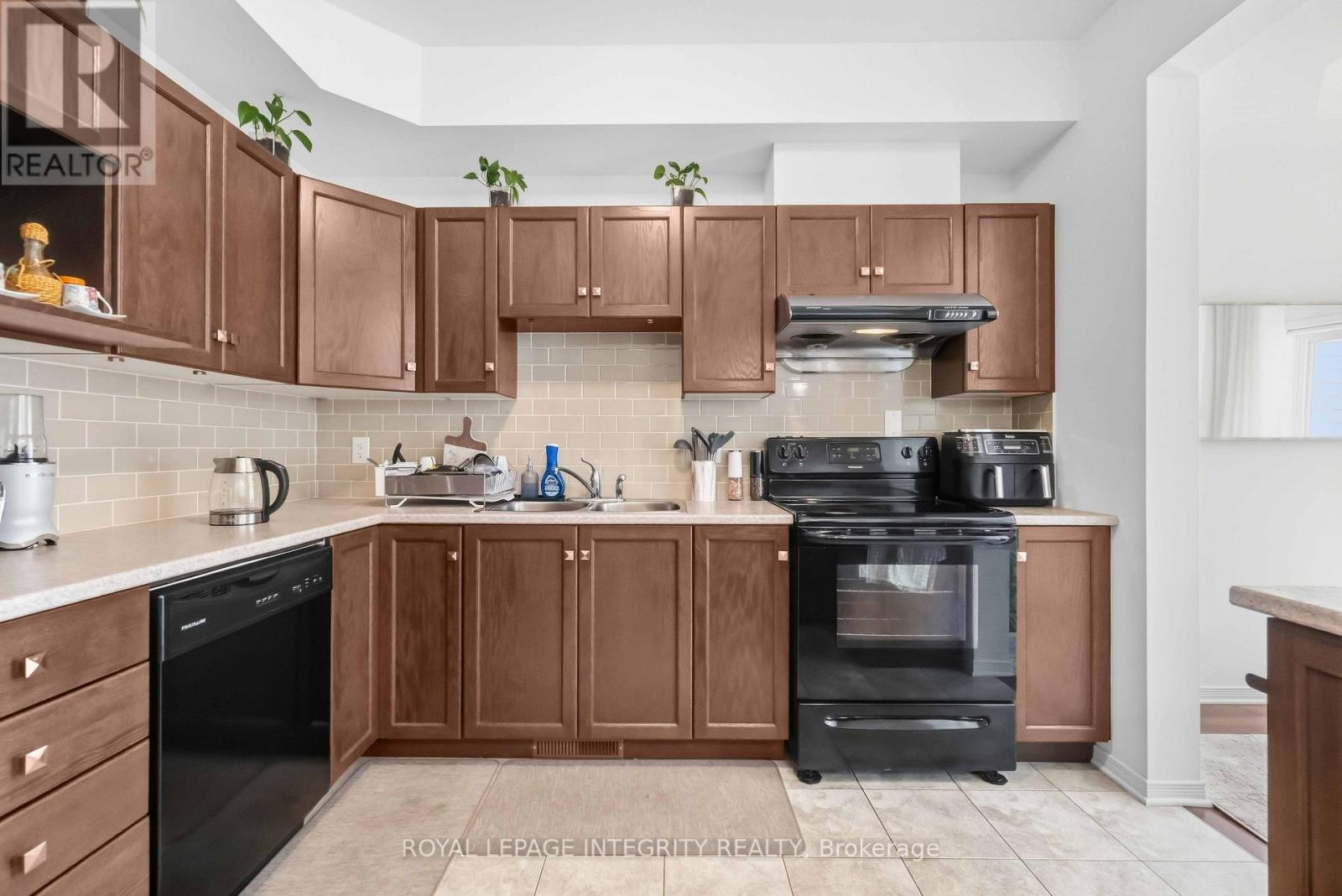 385 Via Verona Avenue, Ottawa, Ontario  K2J 5X8 - Photo 13 - X13833282