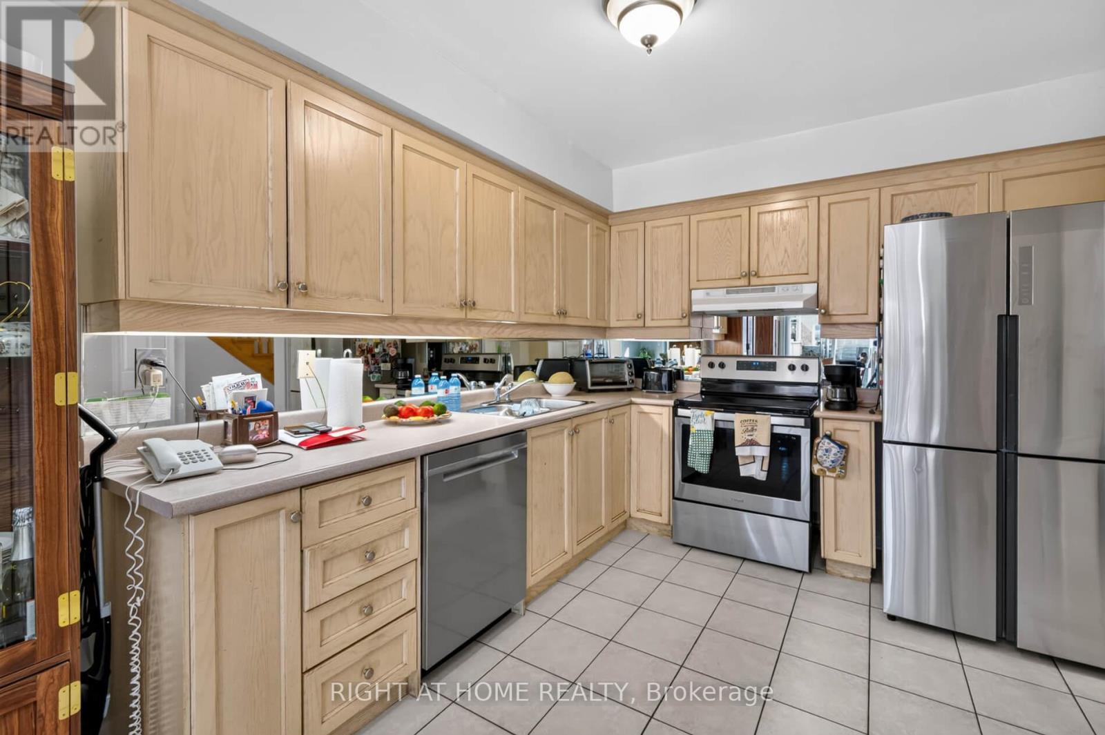 71 Pottery Place, Vaughan, Ontario  L4L 9H2 - Photo 11 - N13833284