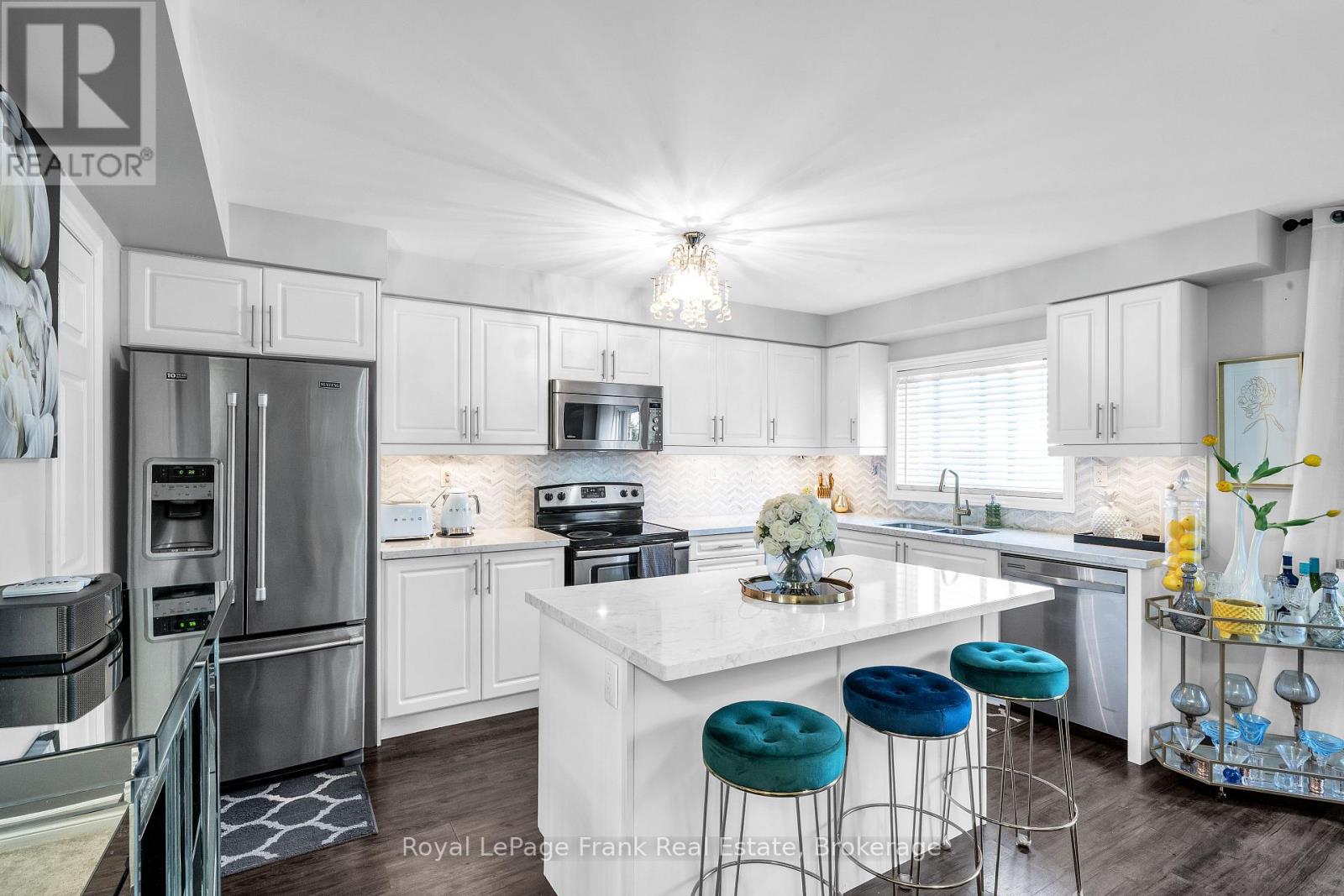 5 Markham Trail, Clarington, Ontario  L1C 0S4 - Photo 7 - E13833308