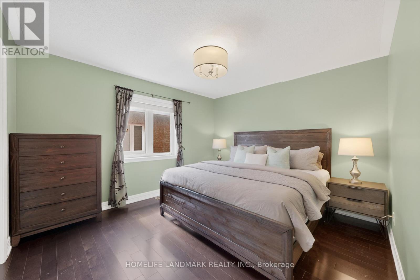 2481 Whistling Springs Crescent, Oakville, Ontario  L6M 5G3 - Photo 25 - W13833300