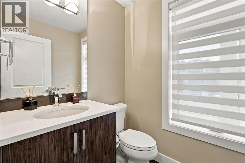 1458 Richland Road NE, Calgary, Alberta  T3e 5m6 - Photo 17 - A2348492