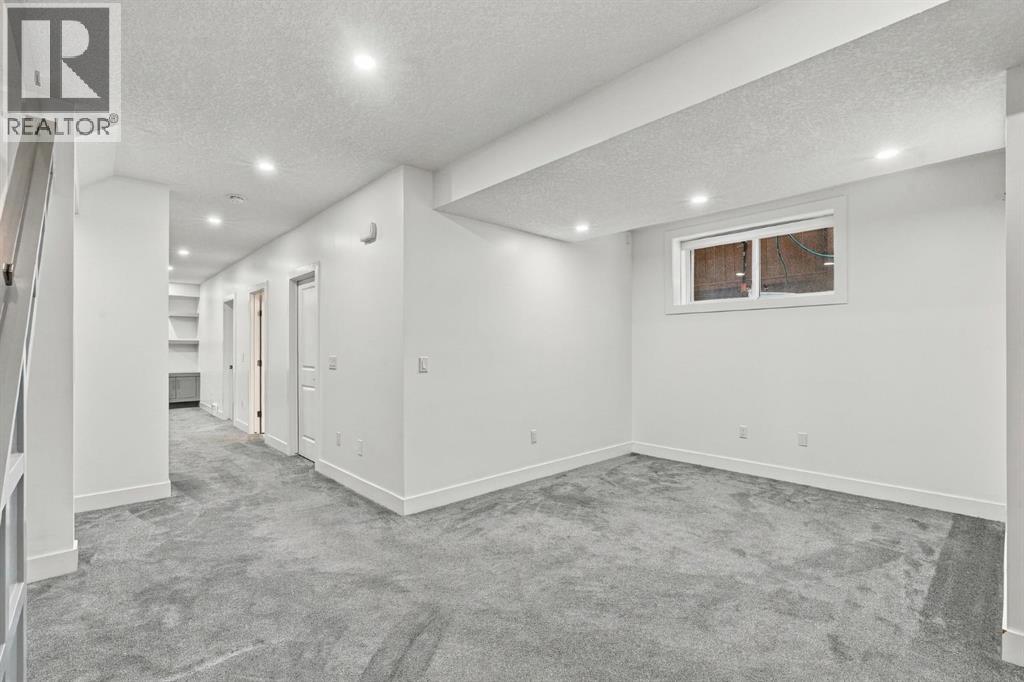 1458 Richland Road NE, Calgary, Alberta  T3e 5m6 - Photo 35 - A2348492