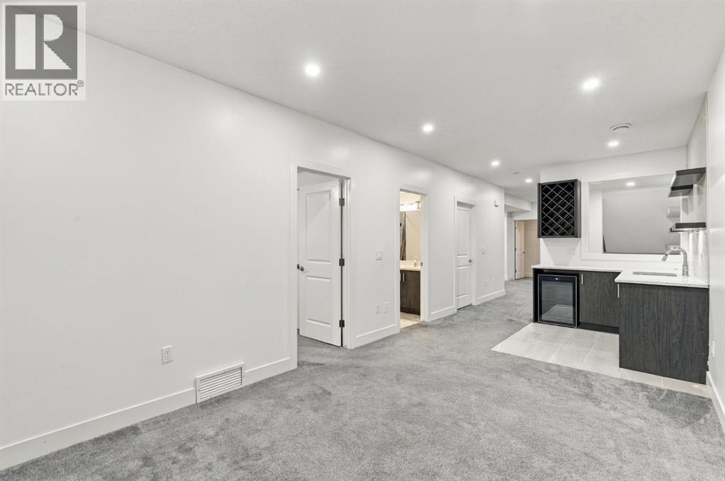 1458 Richland Road NE, Calgary, Alberta  T3e 5m6 - Photo 41 - A2348492