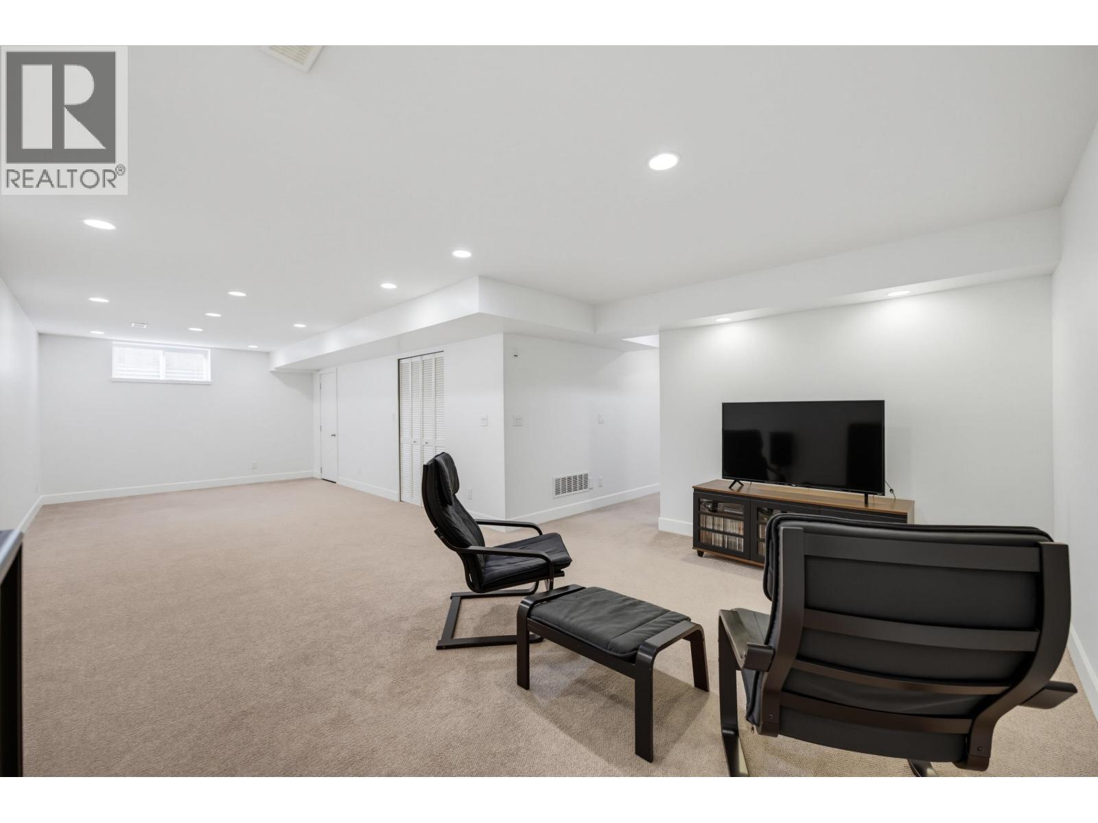 24070 Hill Avenue, Maple Ridge, British Columbia  V2W 1Z9 - Photo 22 - R3167777