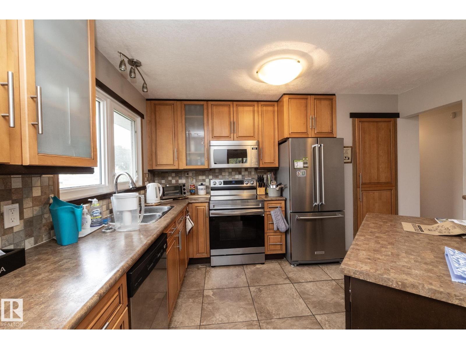 15312 109 AV NW
