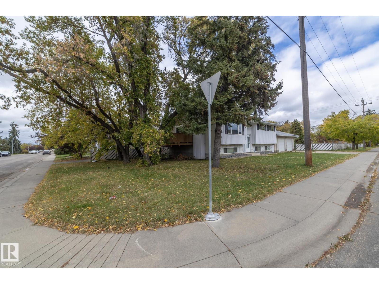 15312 109 AV NW