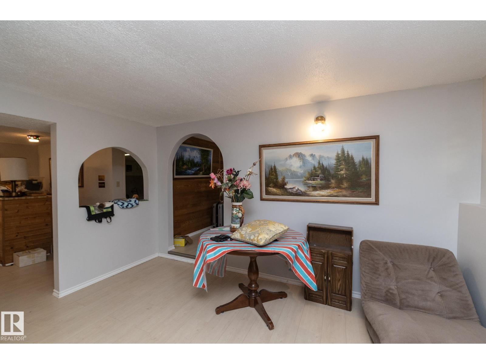 15312 109 AV NW