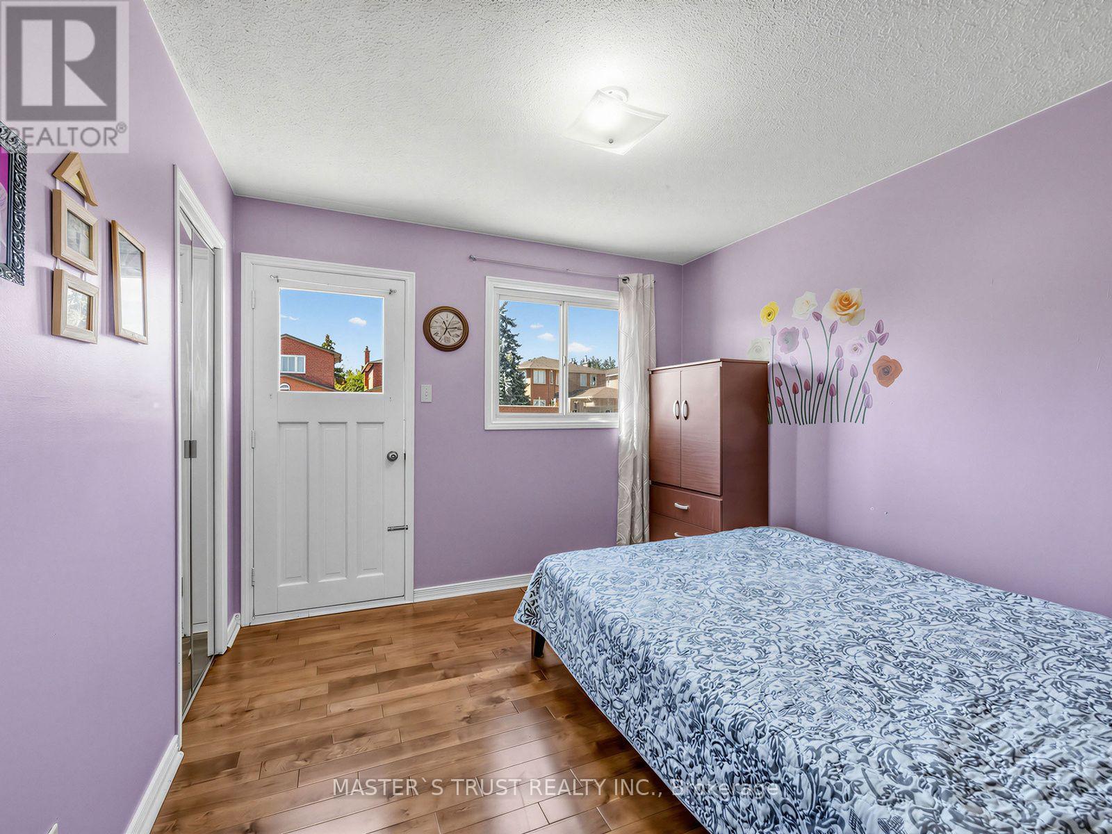 858 Wetherby Lane, Mississauga, Ontario  L4W 4S9 - Photo 14 - W13833316