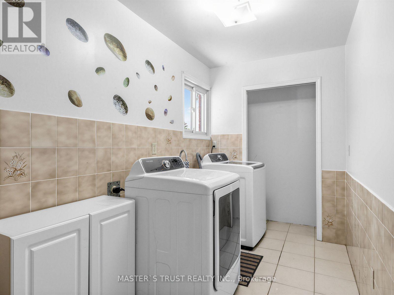 858 Wetherby Lane, Mississauga, Ontario  L4W 4S9 - Photo 20 - W13833316