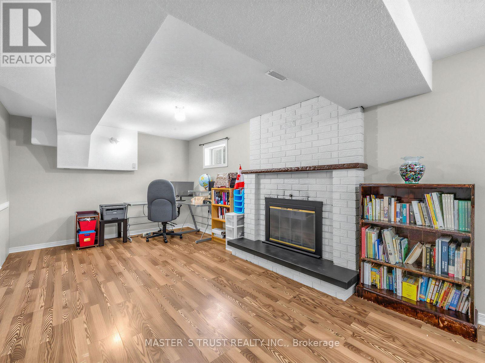 858 Wetherby Lane, Mississauga, Ontario  L4W 4S9 - Photo 22 - W13833316