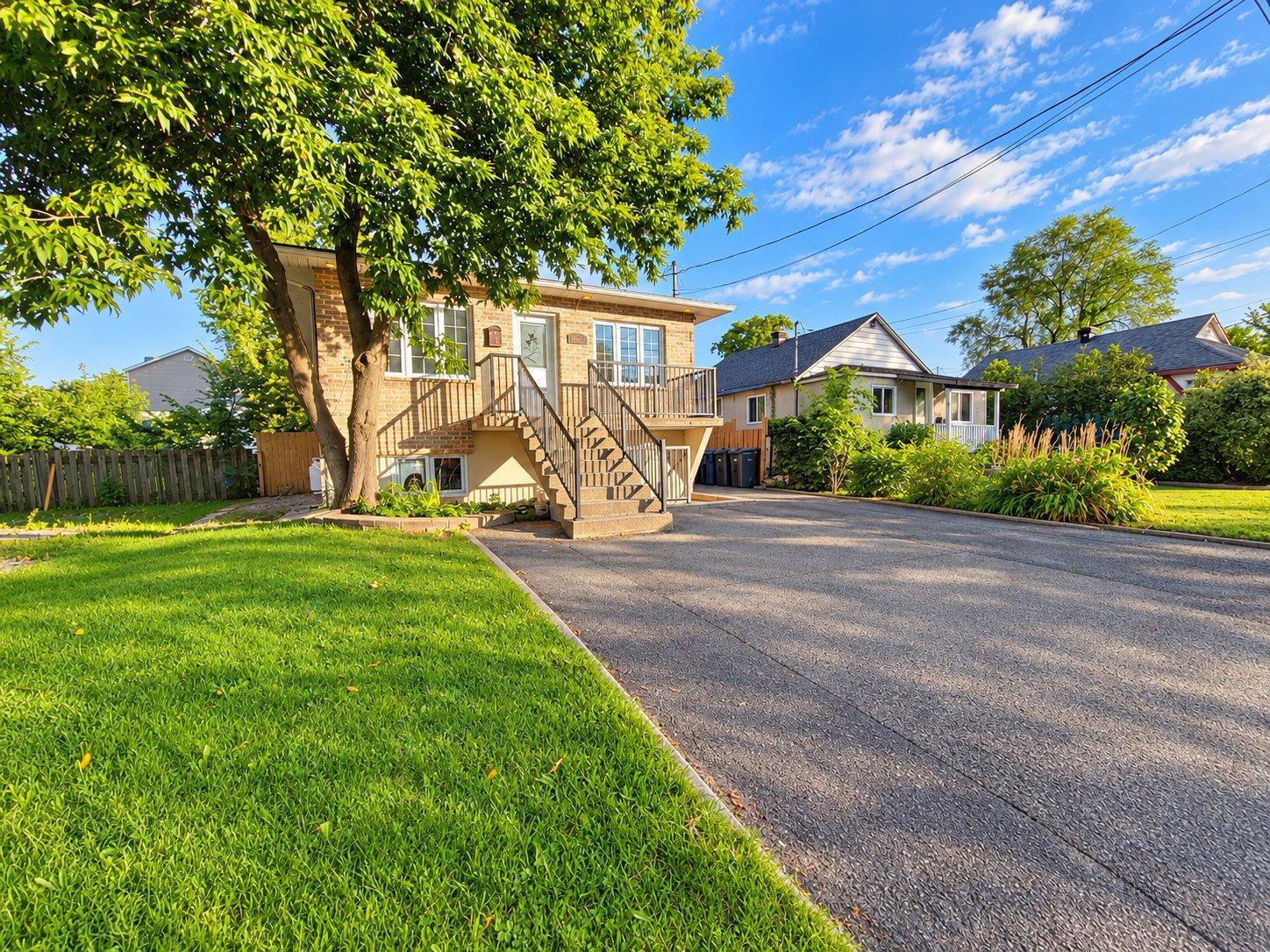 4590 18e Rue Laval (Laval-Ouest) Quebec Canada H7R2P9 2