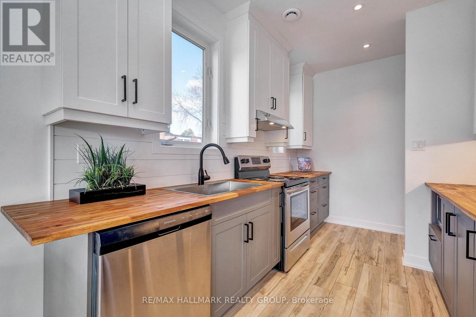 1 - 711a Carsons Road, Ottawa, Ontario  K1K 2H2 - Photo 13 - X13833324