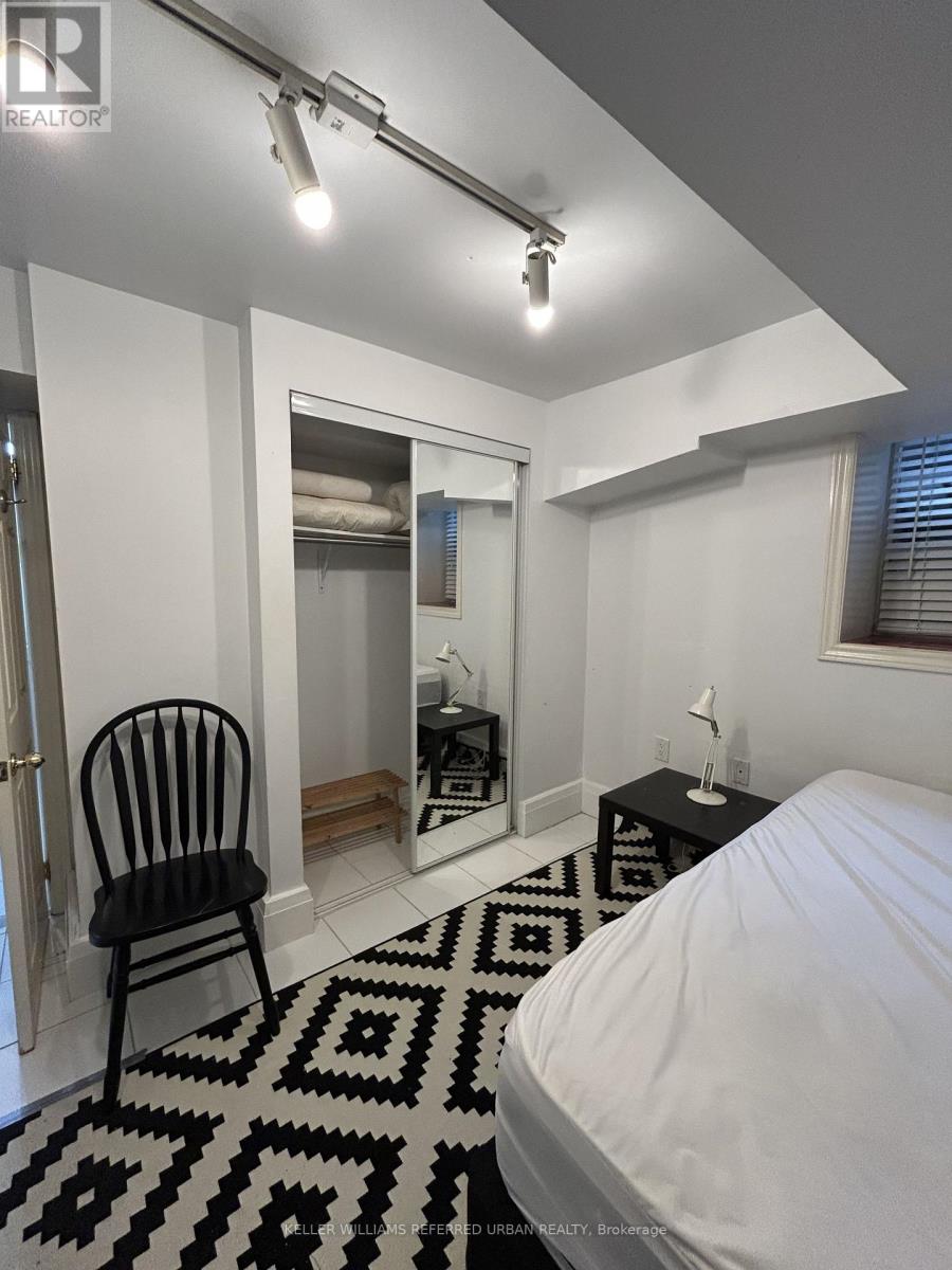 63 Hilton Avenue, Toronto, Ontario  M5R 3E5 - Photo 13 - C13833320