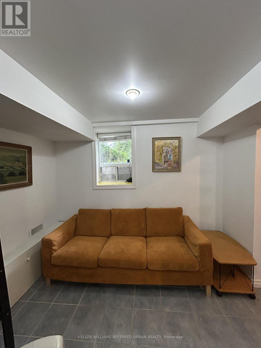 63 Hilton Avenue, Toronto, Ontario  M5R 3E5 - Photo 7 - C13833320