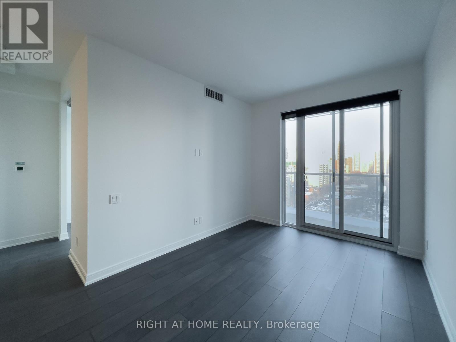1606 - 3 Gloucester Street, Toronto, Ontario  M4Y 0C6 - Photo 3 - C13833332