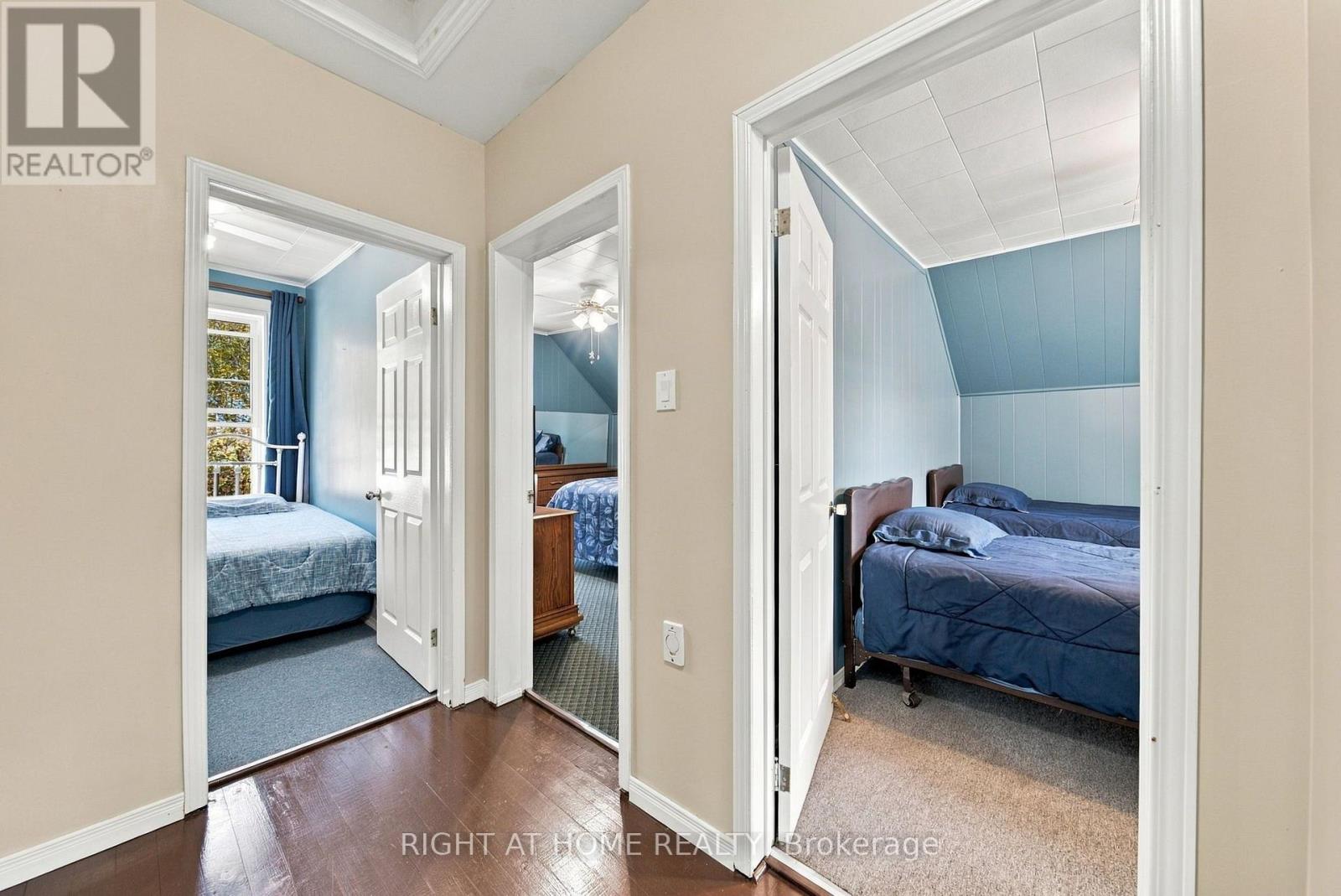 8 Maria Street, Penetanguishene, Ontario  L9M 1L6 - Photo 26 - S13833328