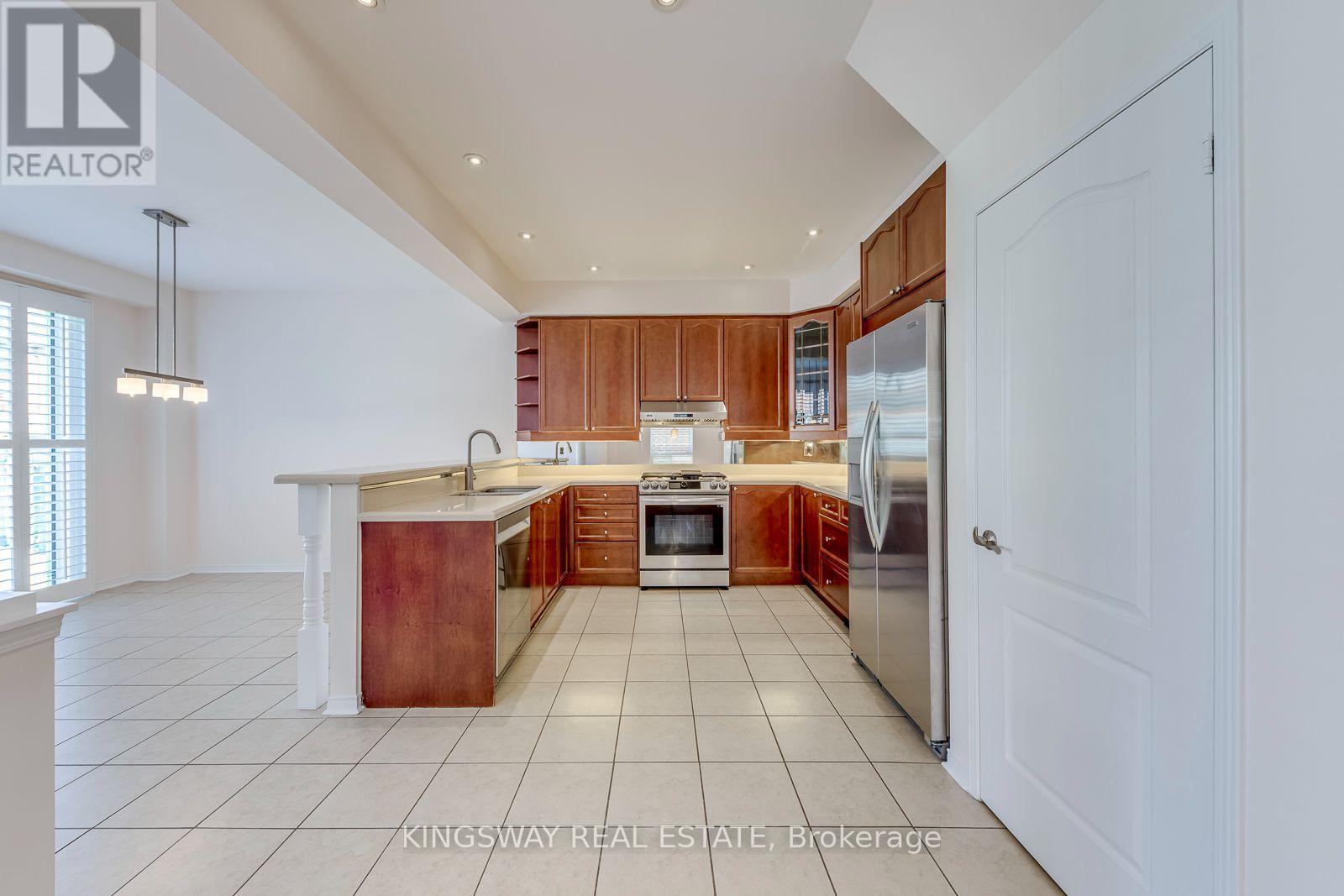 3133 Mission Hill Drive, Mississauga, Ontario  L5M 0B2 - Photo 11 - W13833322