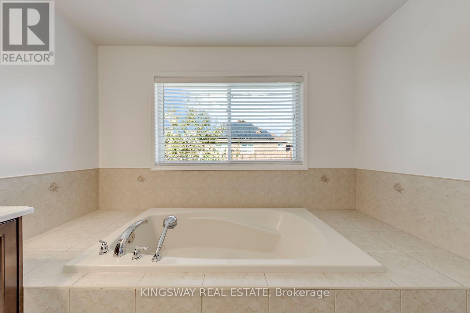 3133 Mission Hill Drive, Mississauga, Ontario  L5M 0B2 - Photo 26 - W13833322