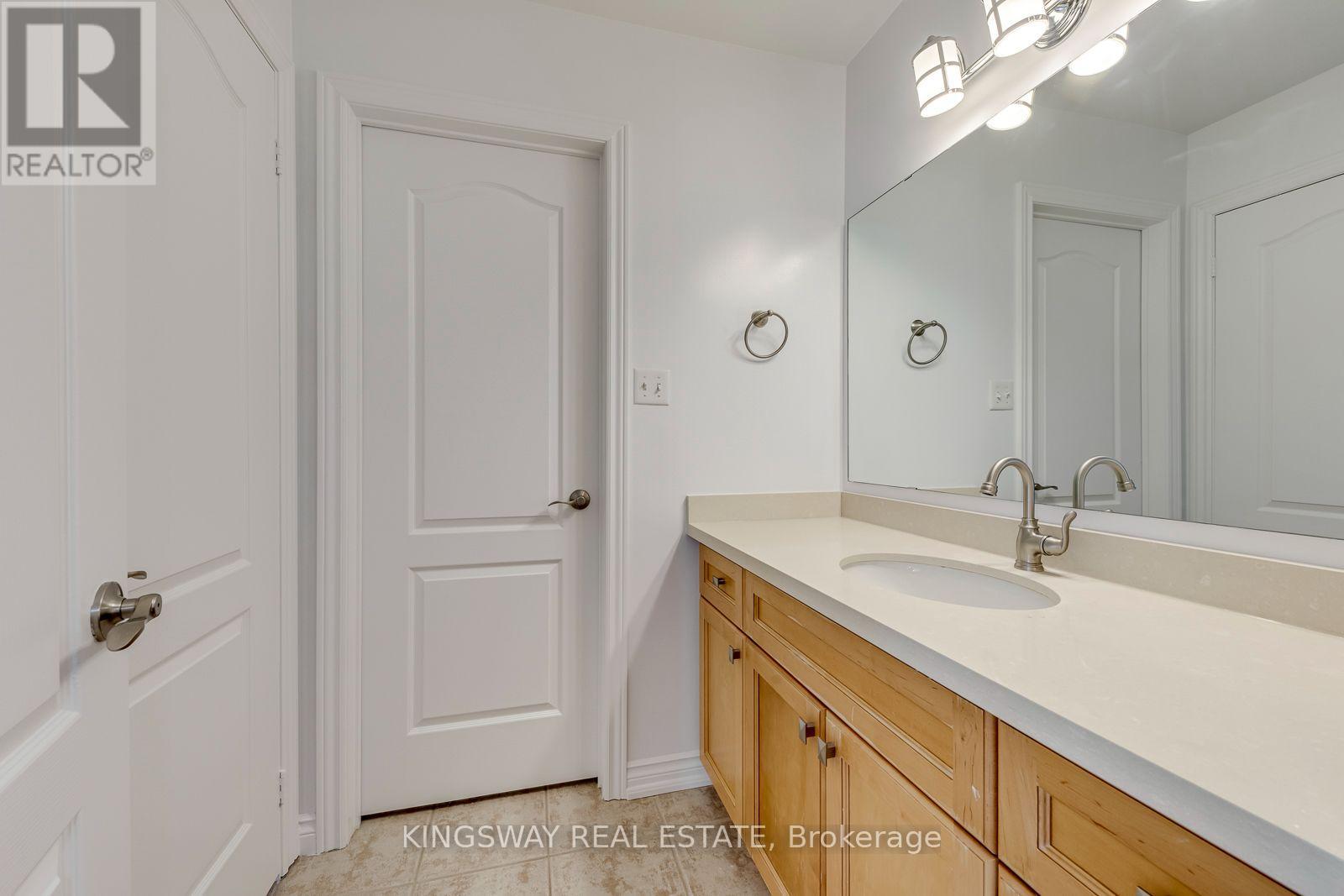 3133 Mission Hill Drive, Mississauga, Ontario  L5M 0B2 - Photo 34 - W13833322