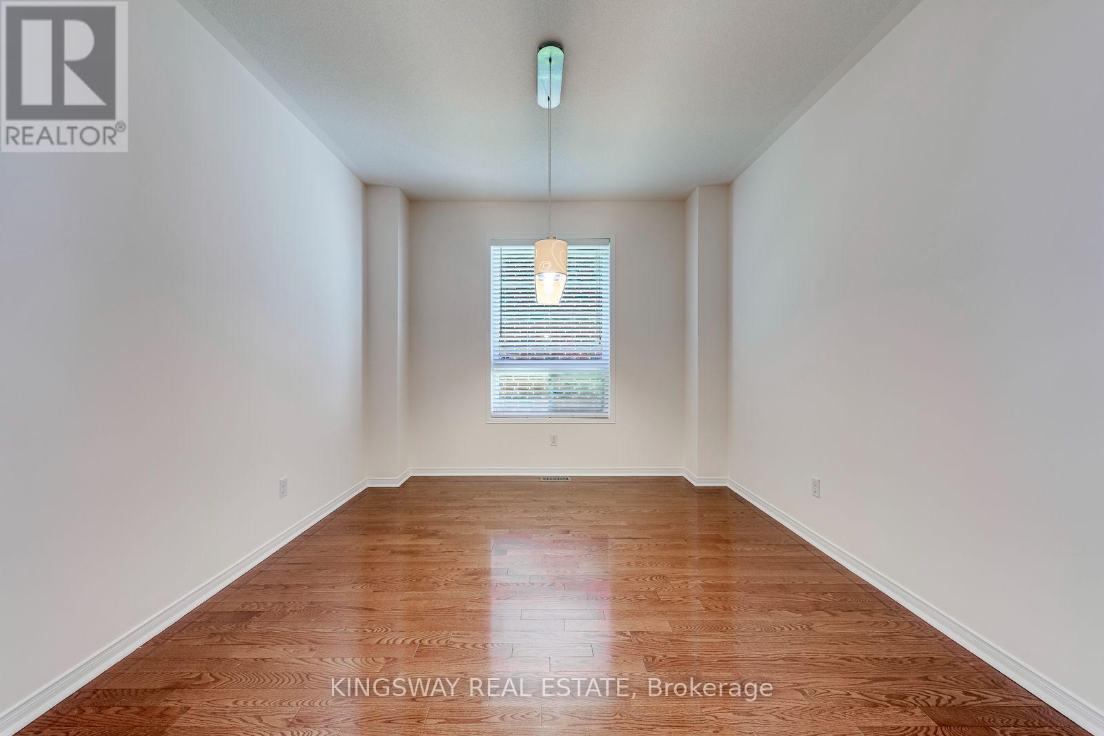 3133 Mission Hill Drive, Mississauga, Ontario  L5M 0B2 - Photo 8 - W13833322
