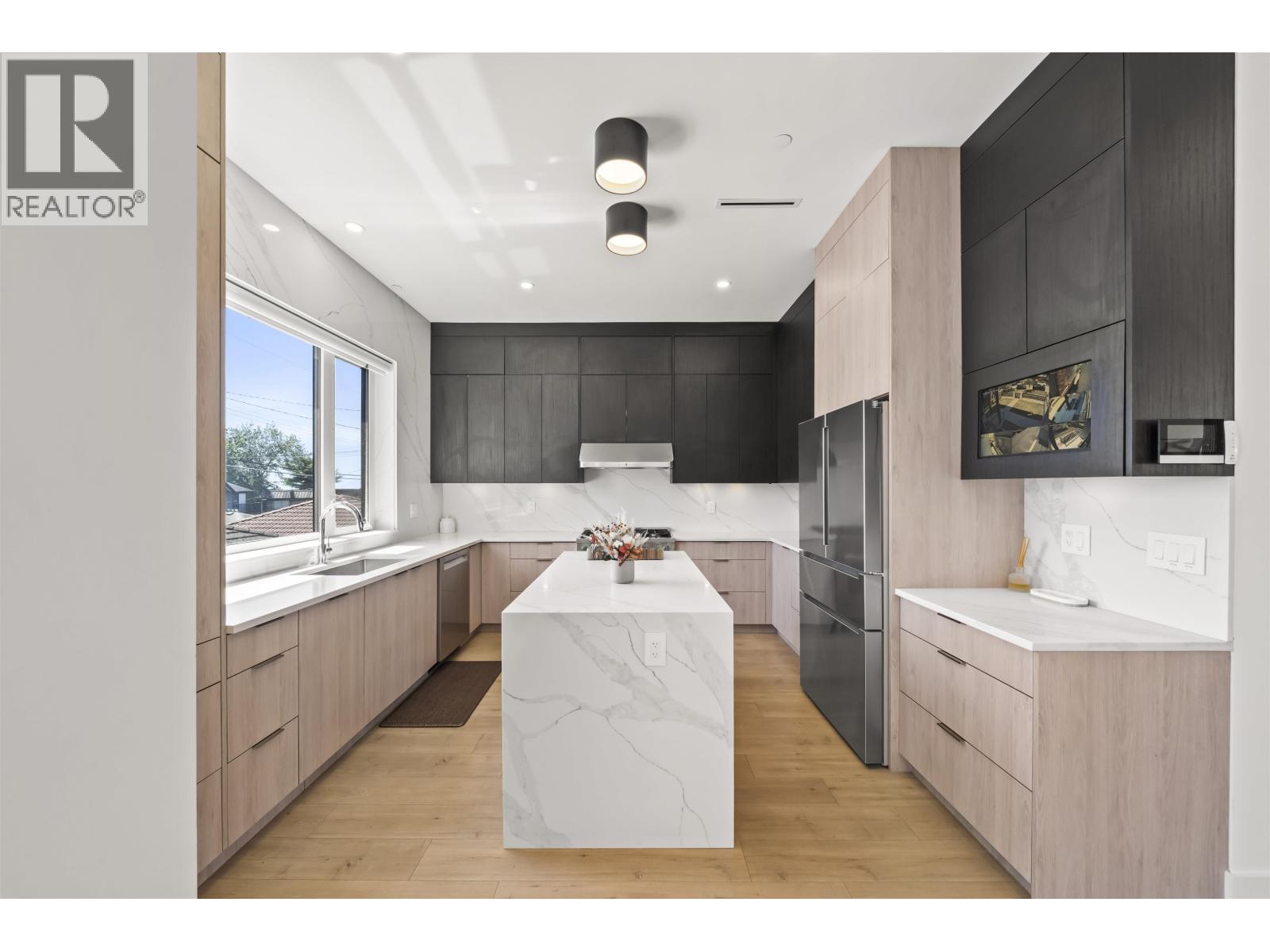 742 E 58th Avenue, Vancouver, British Columbia  V5X 1W3 - Photo 6 - R3136148