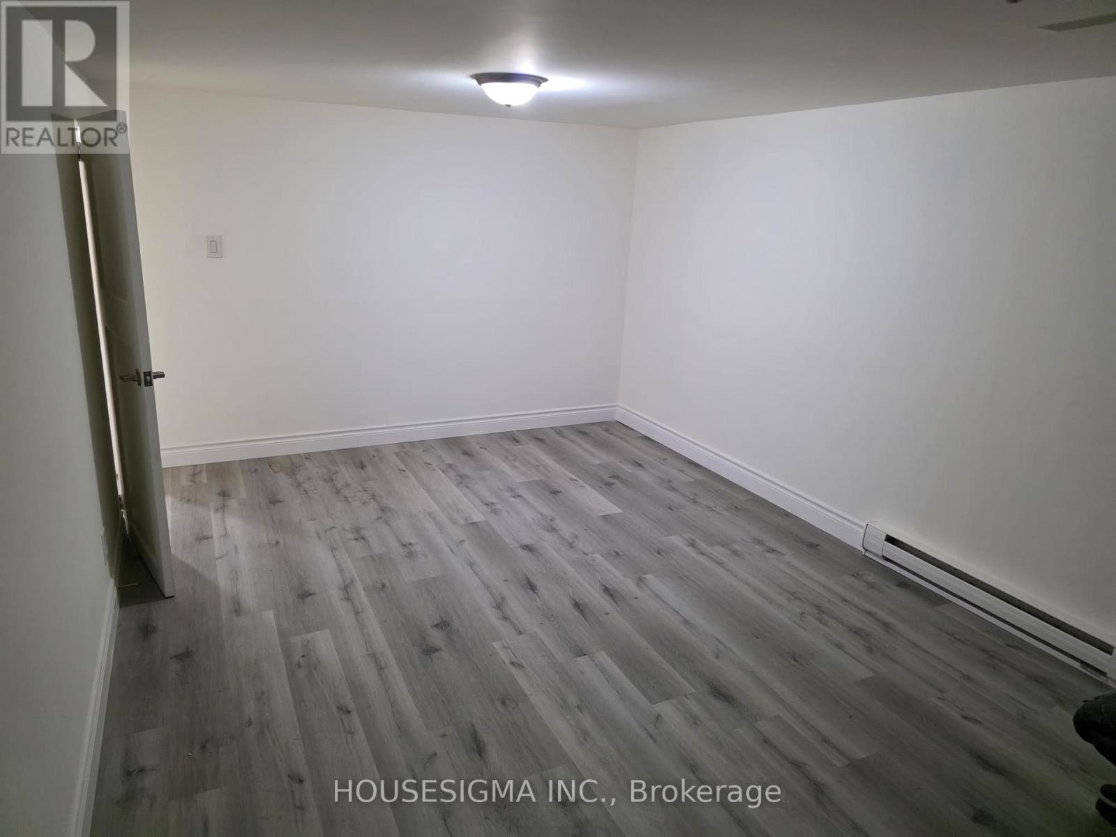 Bsmt - 51 Axsmith Crescent, Toronto, Ontario  M2J 3K2 - Photo 11 - C13739276