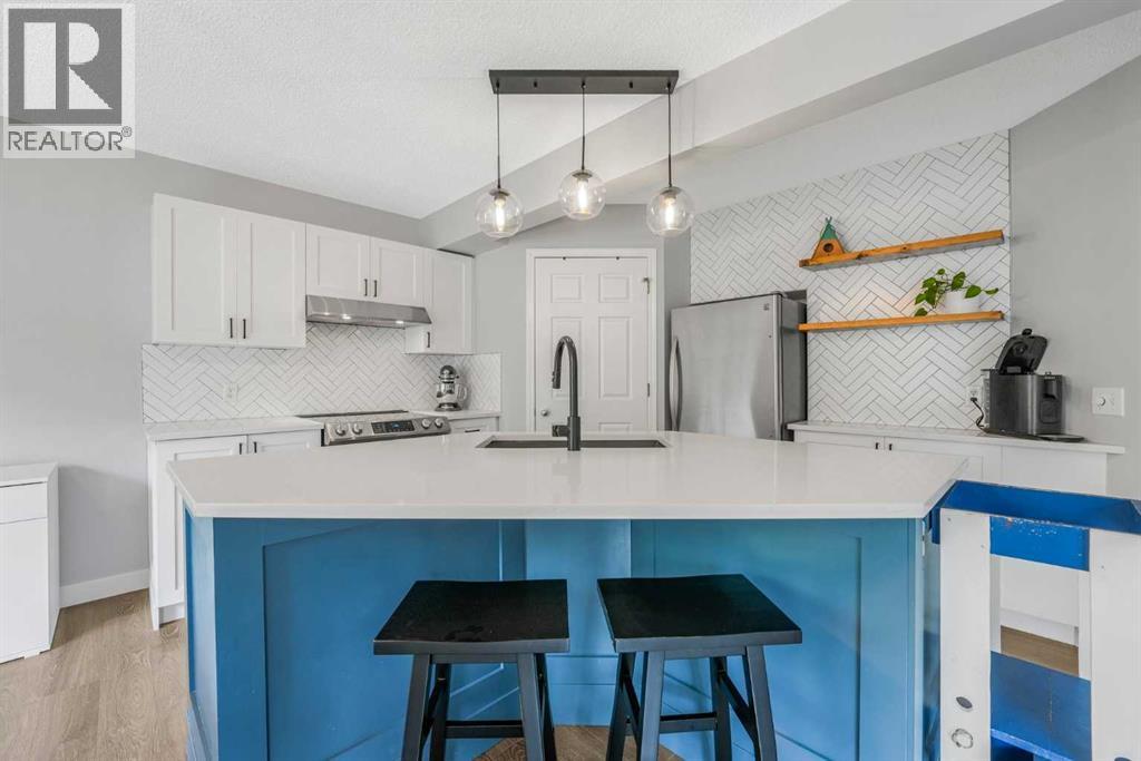 6 Tuscarora Circle Nw, Calgary, Alberta  T3L 2B7 - Photo 10 - A2348045