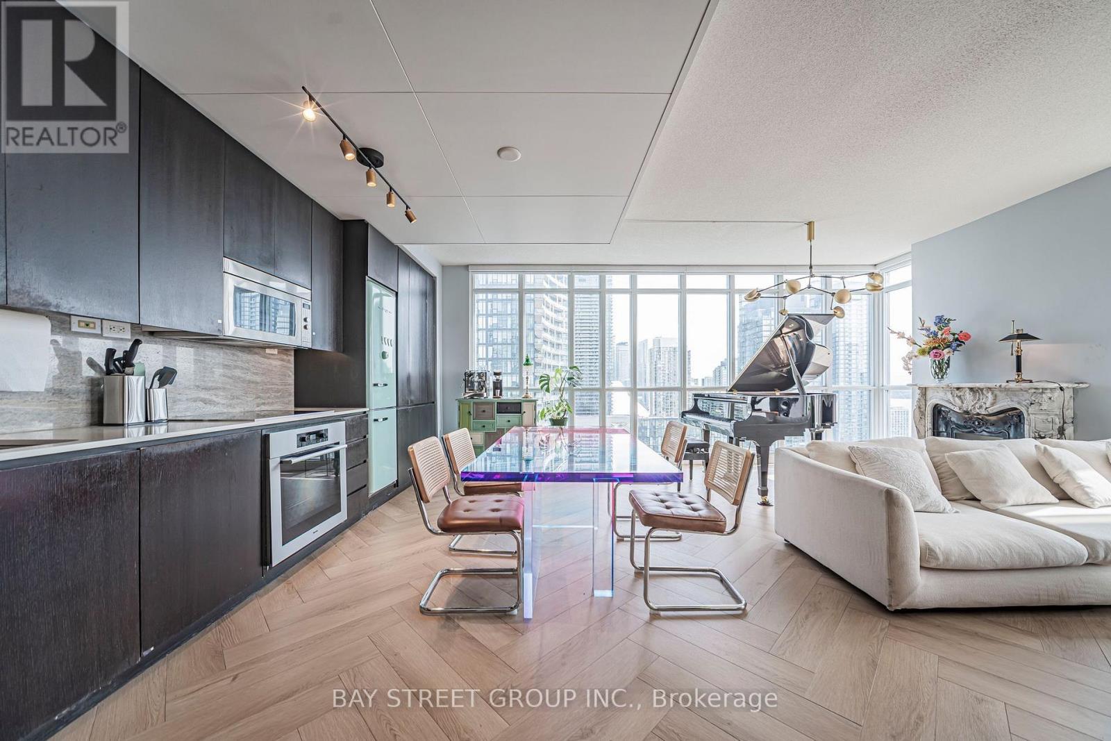 3206 - 15 Iceboat Terrace, Toronto, Ontario  M5V 4A5 - Photo 20 - C13833334