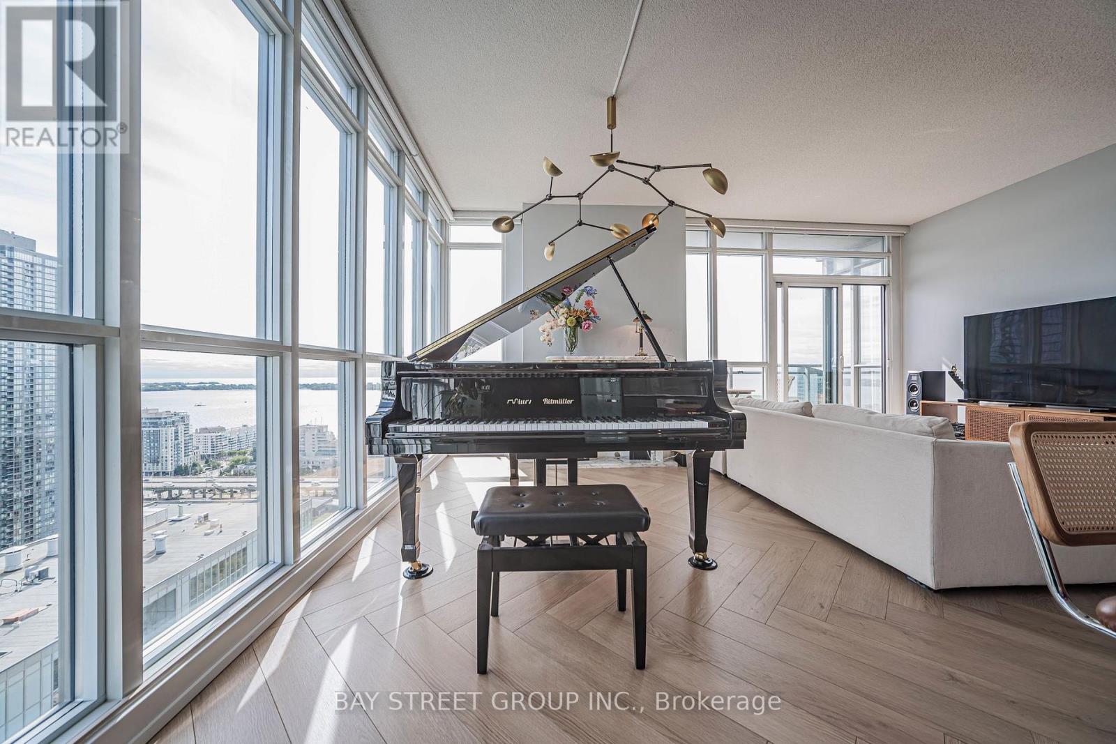 3206 - 15 Iceboat Terrace, Toronto, Ontario  M5V 4A5 - Photo 25 - C13833334