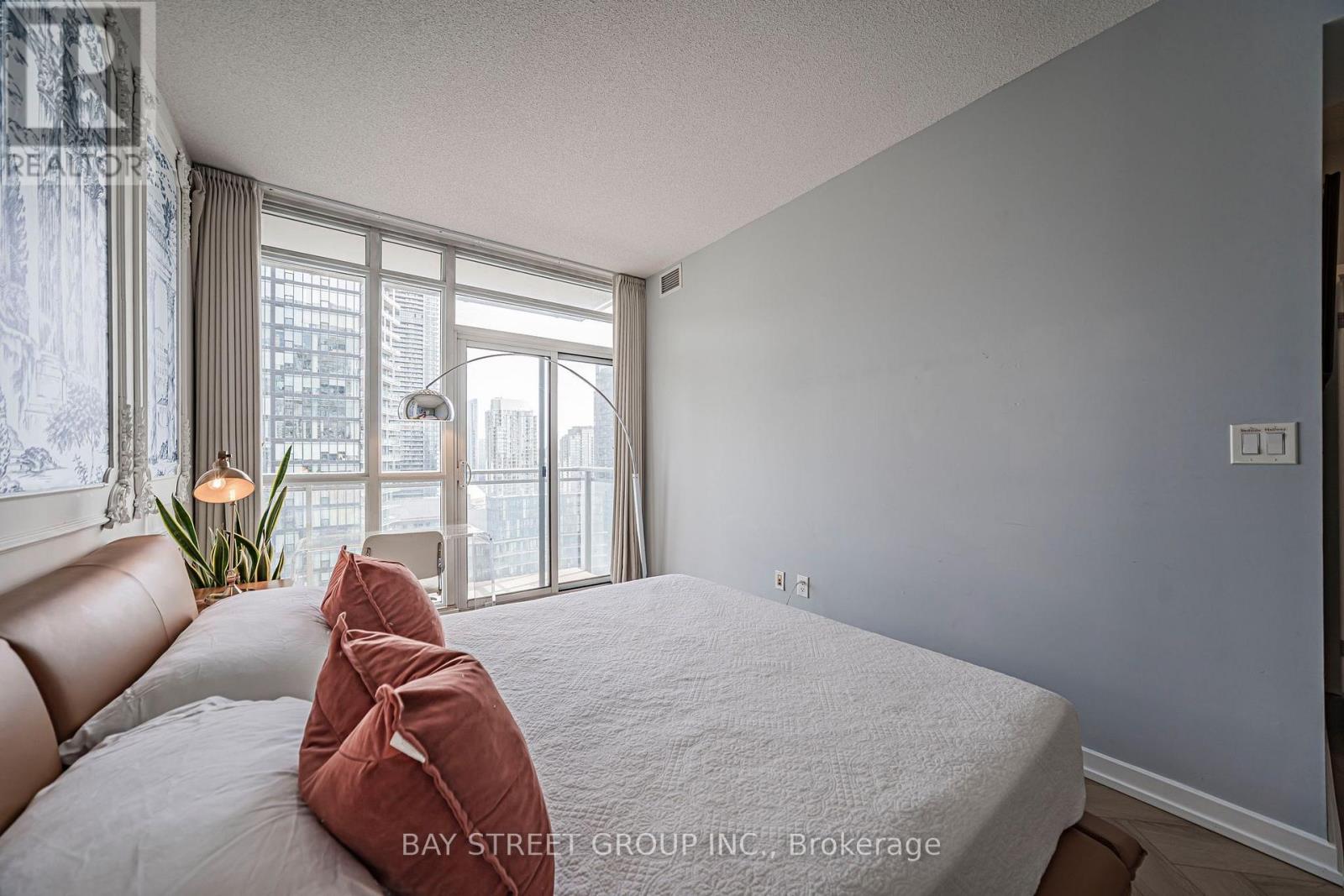 3206 - 15 Iceboat Terrace, Toronto, Ontario  M5V 4A5 - Photo 39 - C13833334