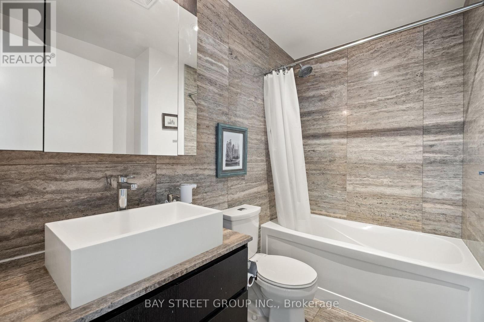 3206 - 15 Iceboat Terrace, Toronto, Ontario  M5V 4A5 - Photo 48 - C13833334