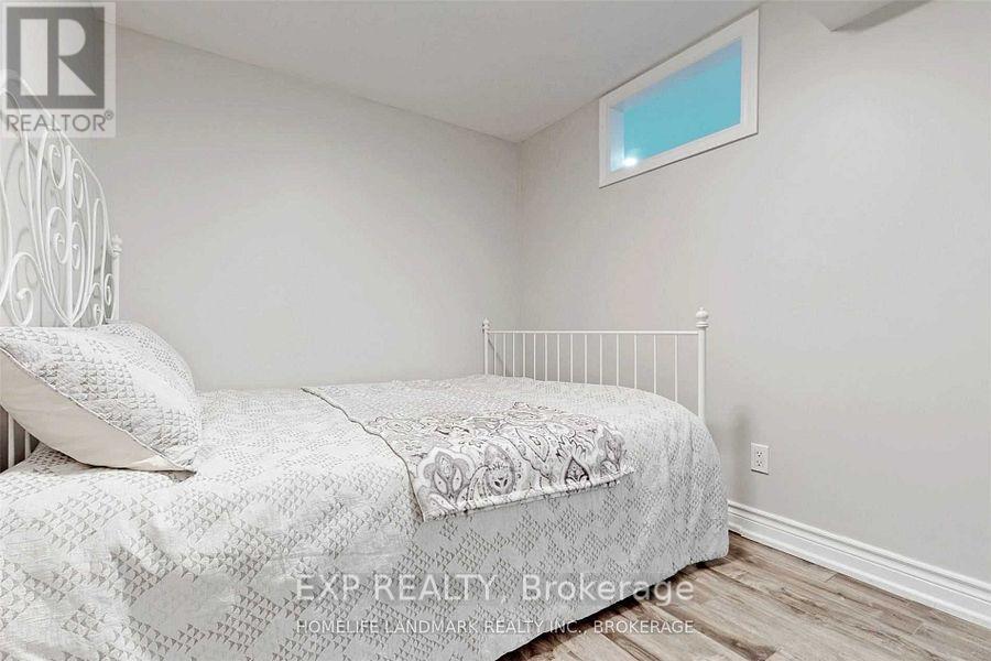 B - 172 District Avenue, Vaughan, Ontario  L6A 0Y3 - Photo 6 - N13833340