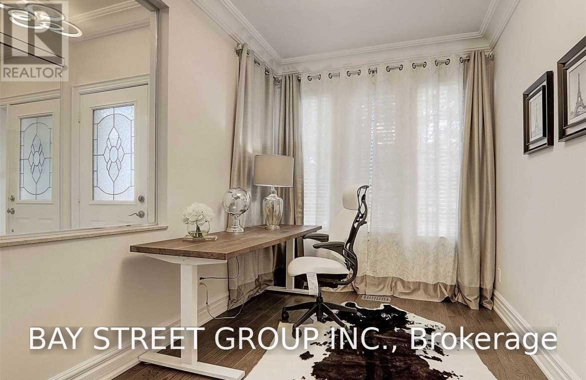 18 River Forest Street, Markham, Ontario  L3S 4H4 - Photo 2 - N13833344