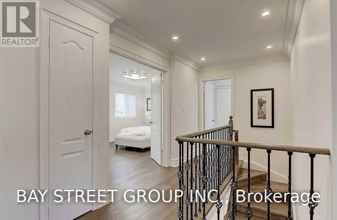 18 River Forest Street, Markham, Ontario  L3S 4H4 - Photo 6 - N13833344