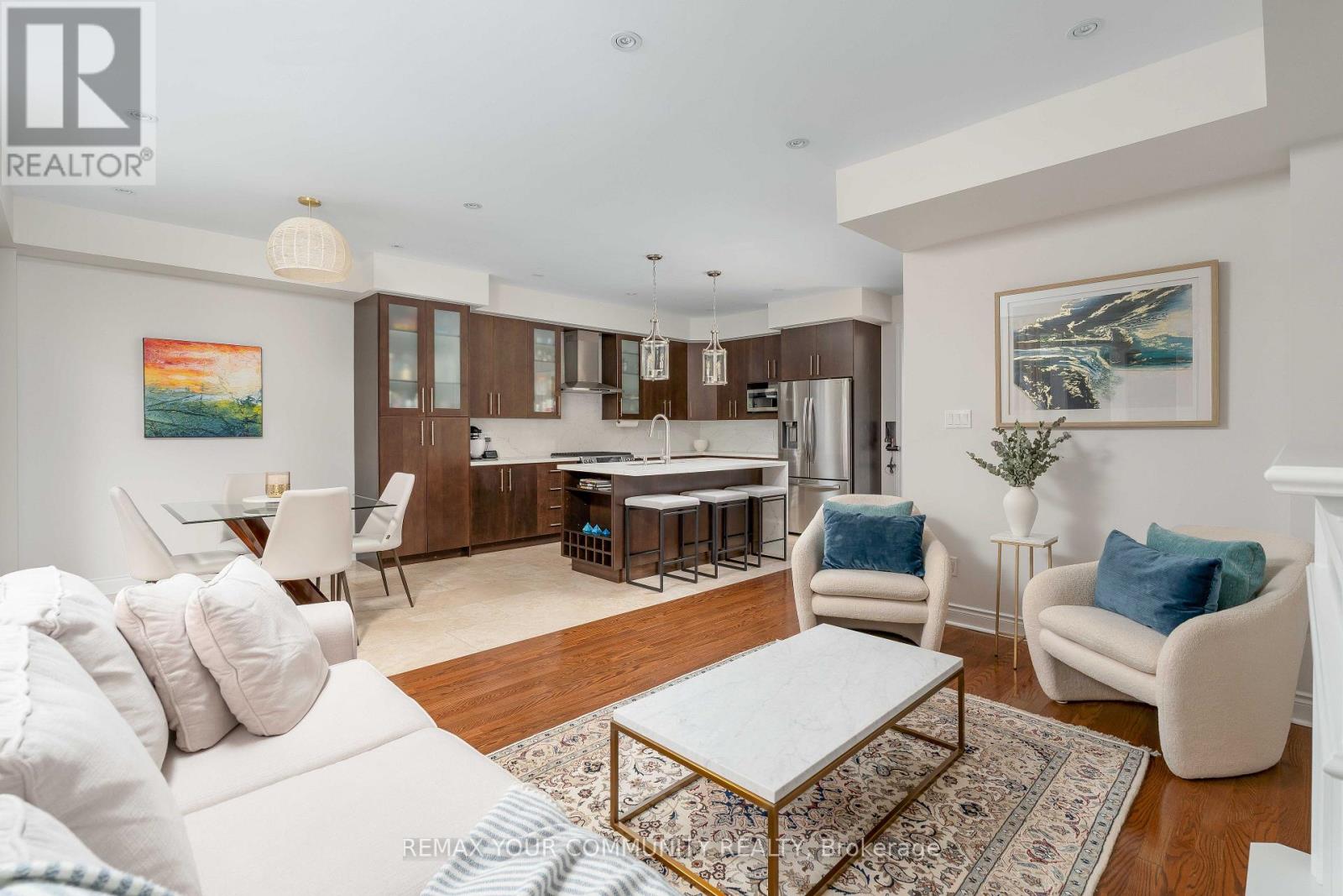24 Gala Lane, Toronto, Ontario  M8Y 0A9 - Photo 11 - W13818140