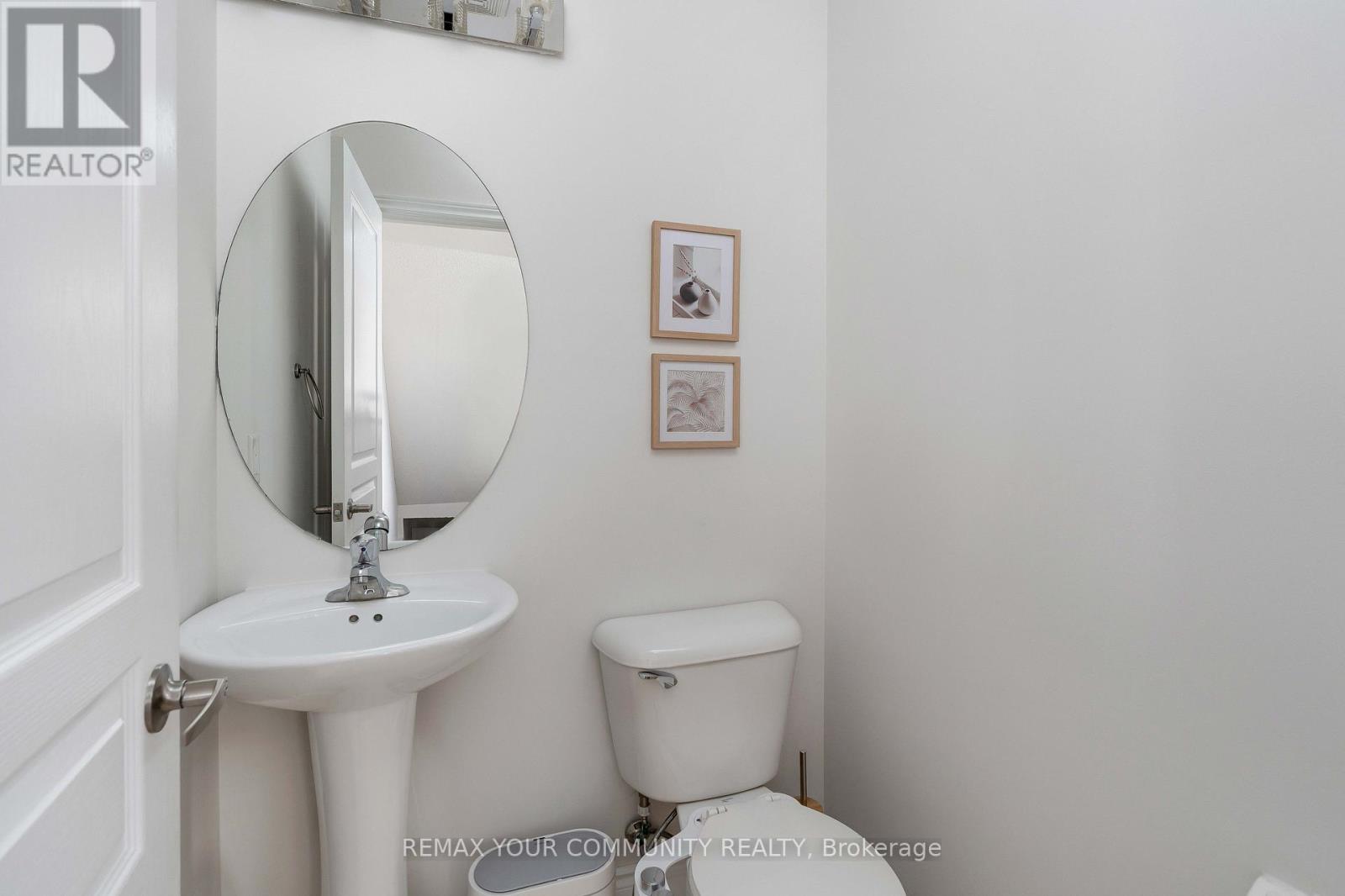 24 Gala Lane, Toronto, Ontario  M8Y 0A9 - Photo 16 - W13818140