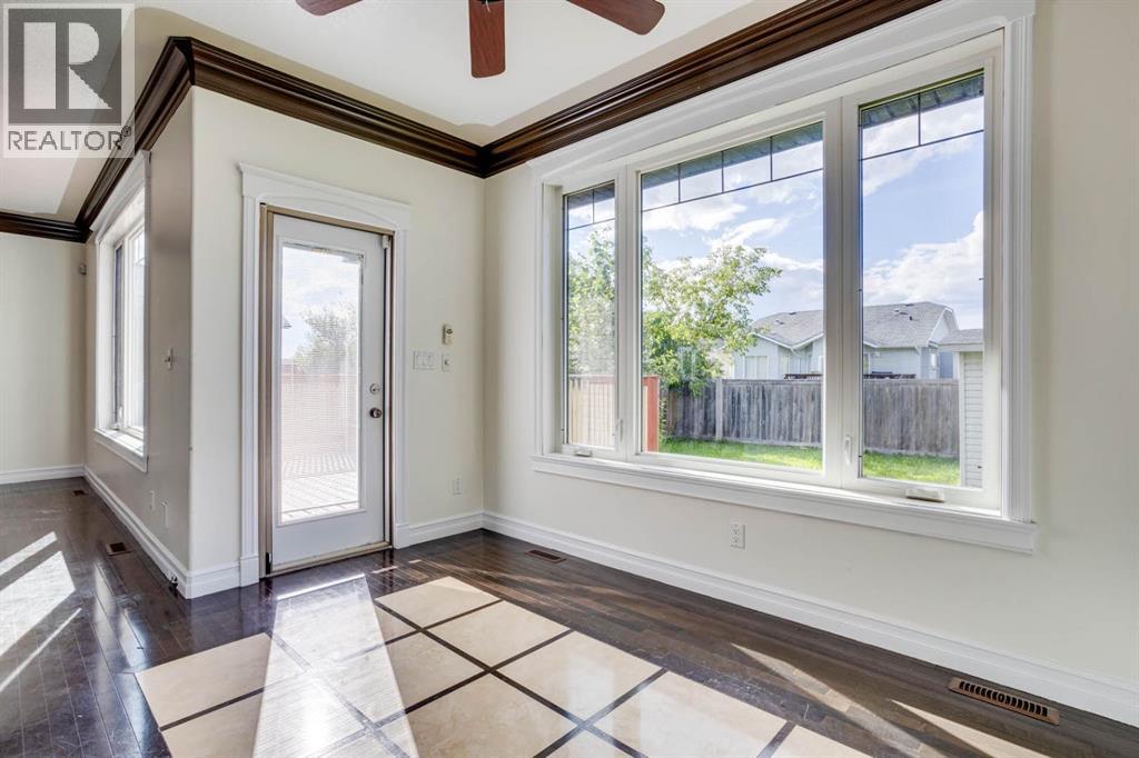 165 Lynx Crescent